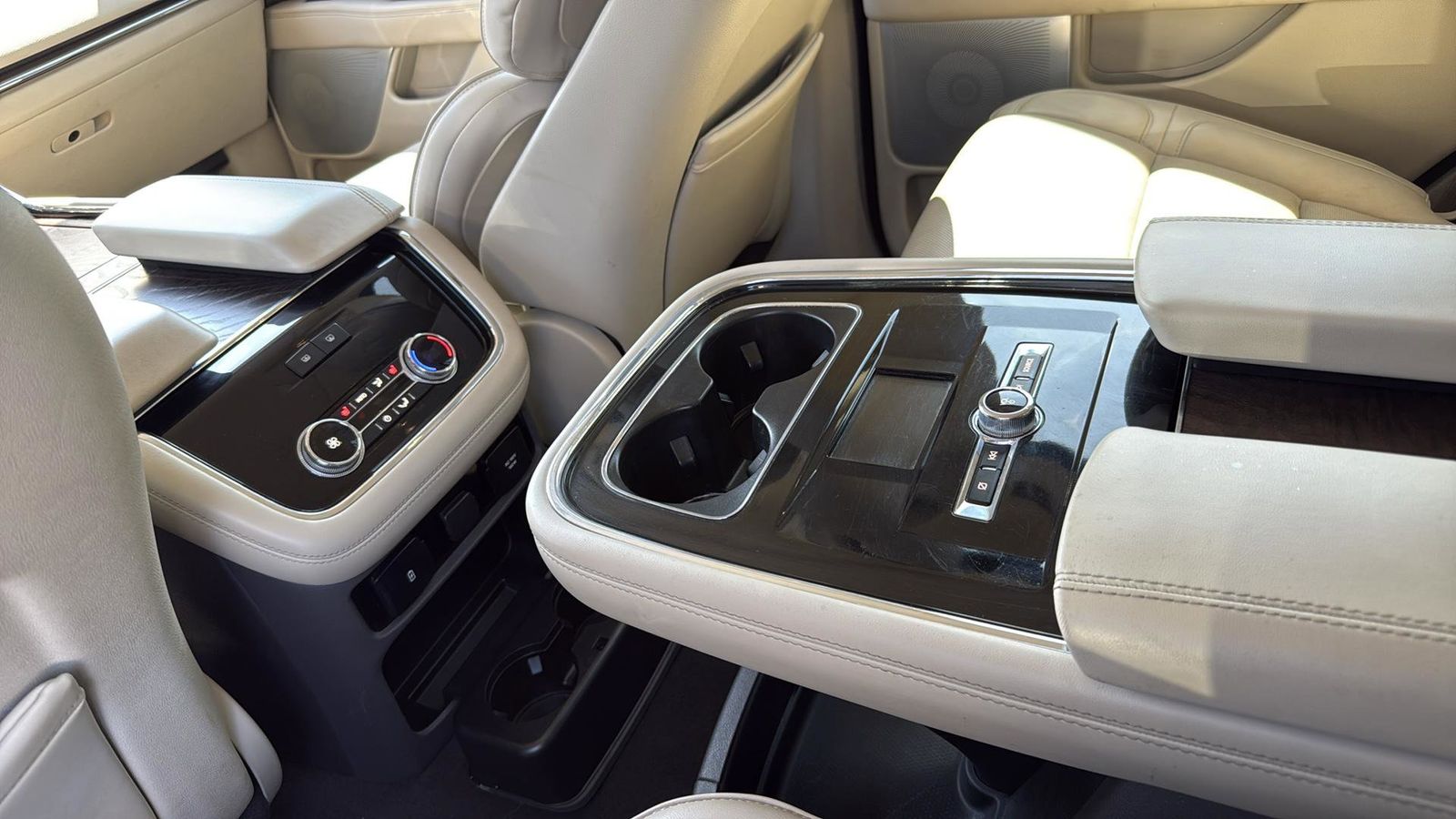 Used Car 2019 Lincoln Navigator  Reserve For Sale Under $35,000 In Austin, Texas