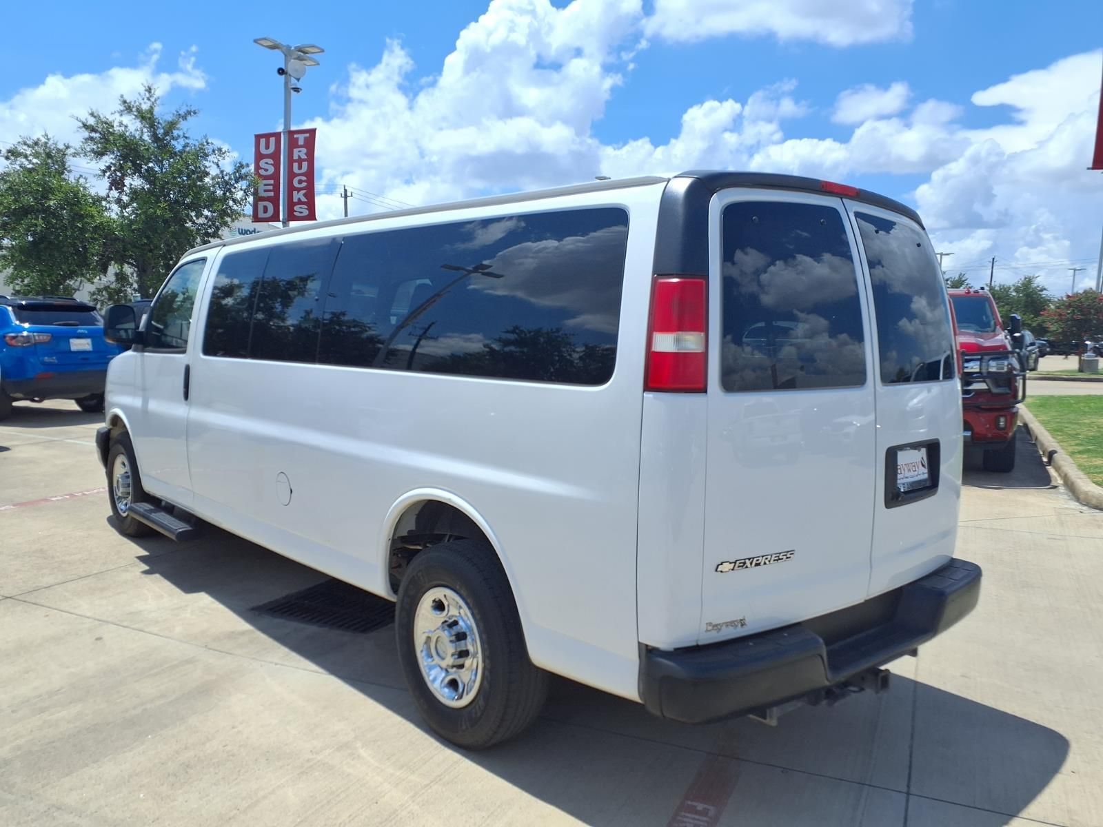 2019 Chevrolet Express 3500 LS - 7