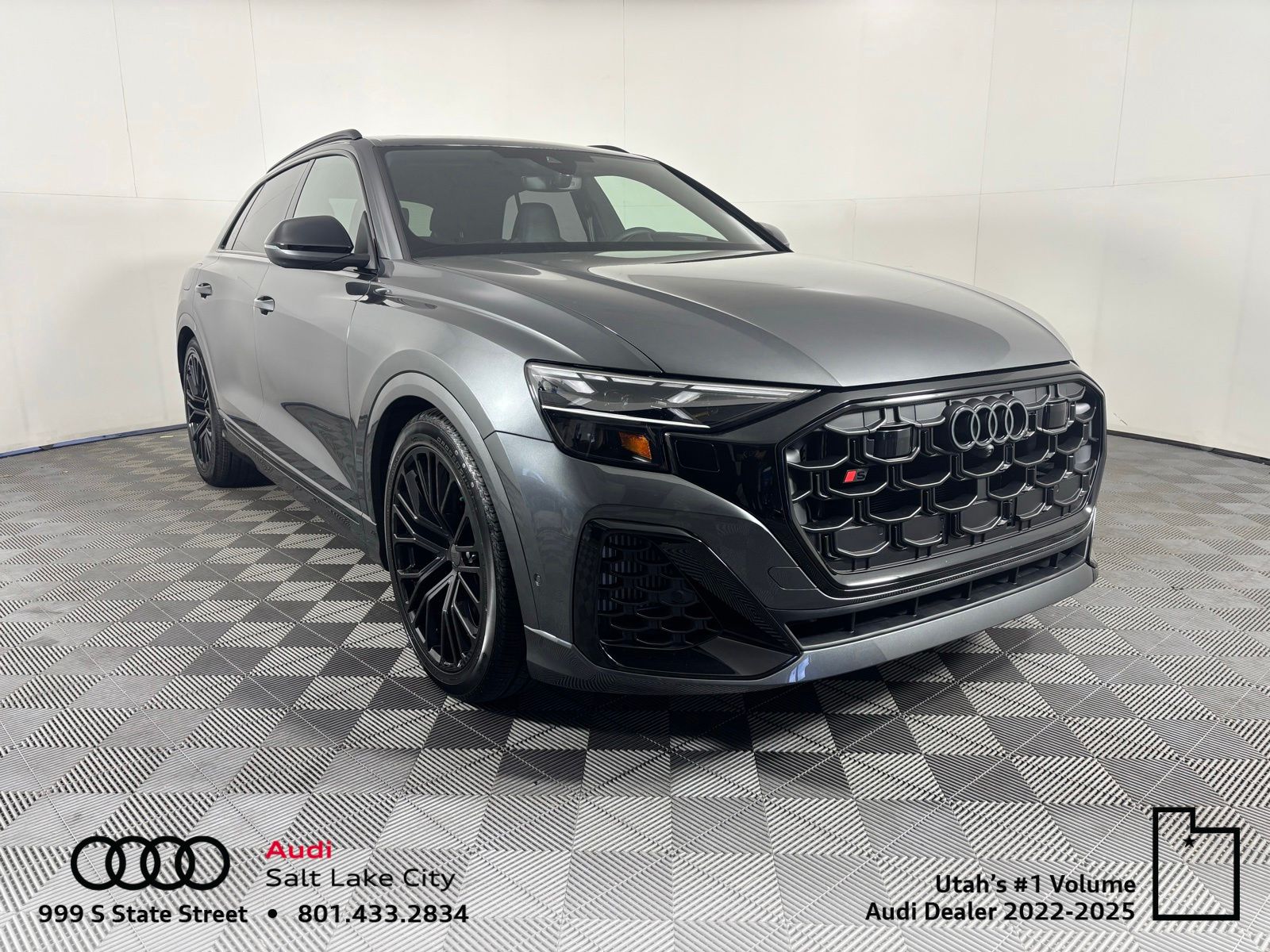 Daytona Gray Pearl Effect 2026 Audi SQ8 4.0T quattro Prestige SUV / Crossover All-Wheel Drive 8-Speed Automatic