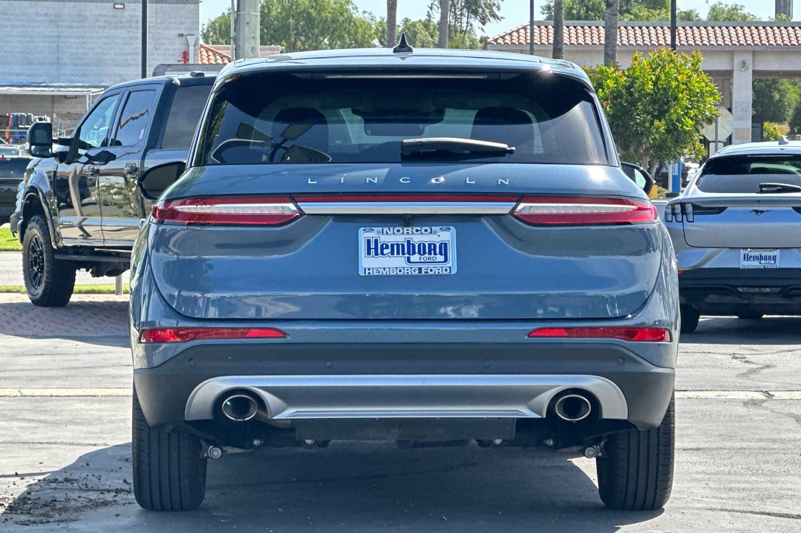 View vehicle photo 5