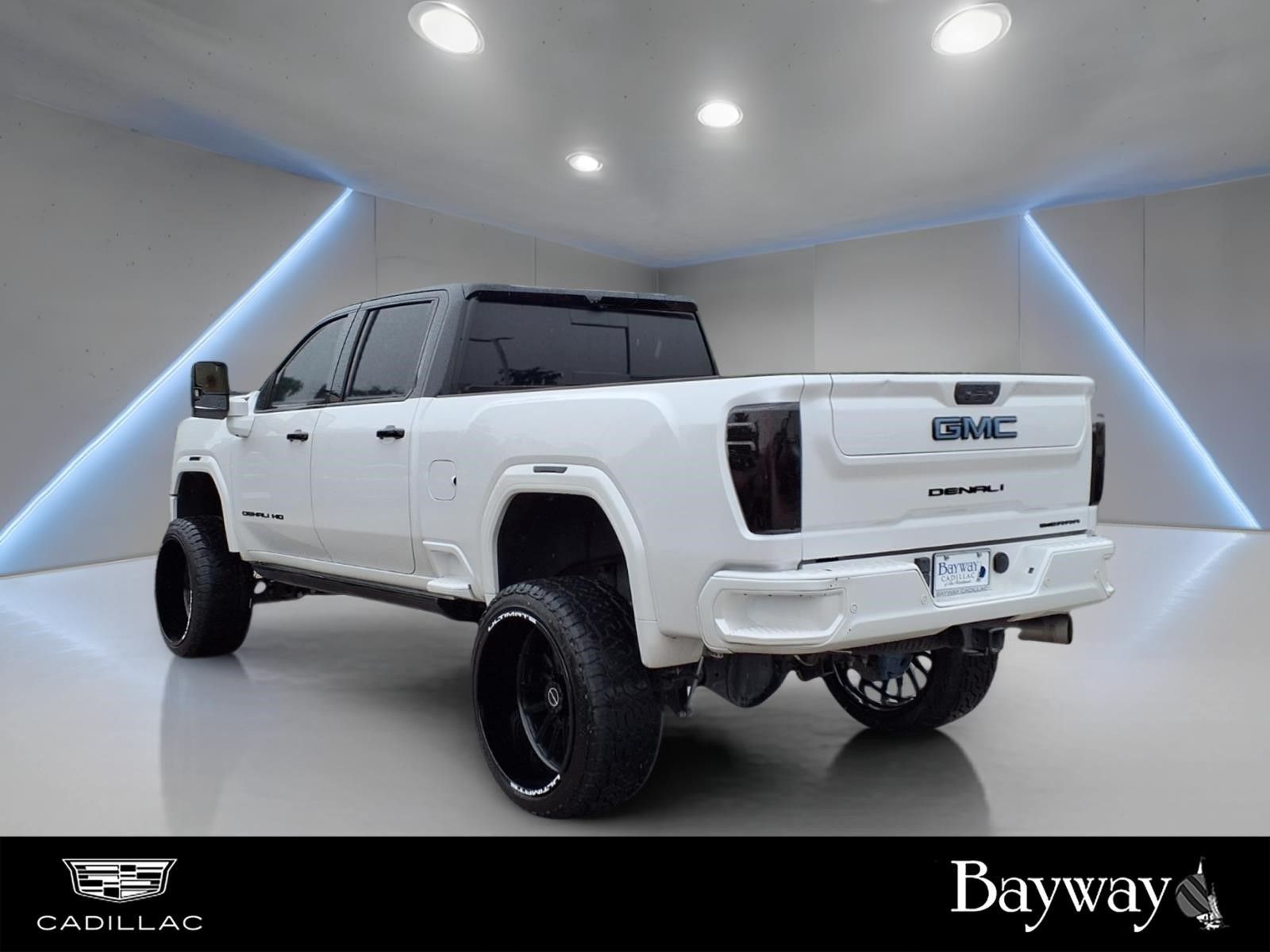 2024 GMC Sierra 2500HD Denali Ultimate White at EAG Ford Navasota