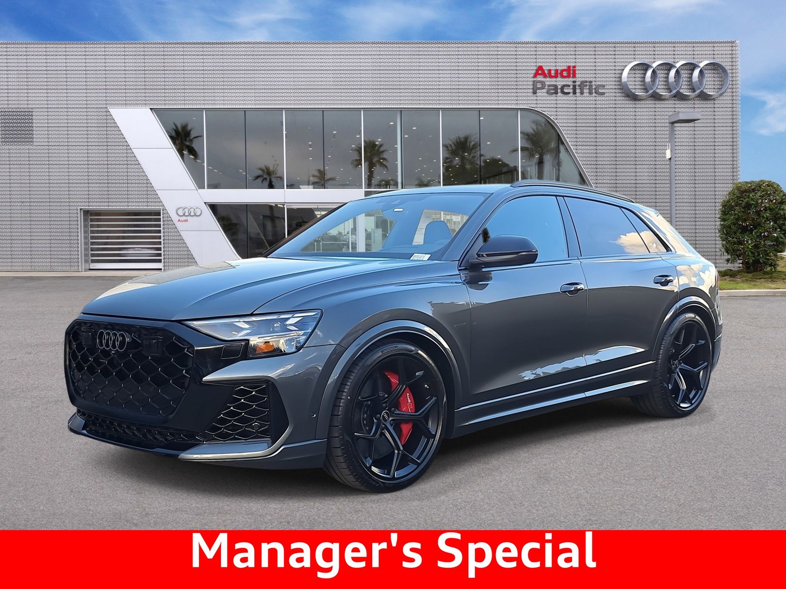 2025 Audi RS Q8 4.0T quattro