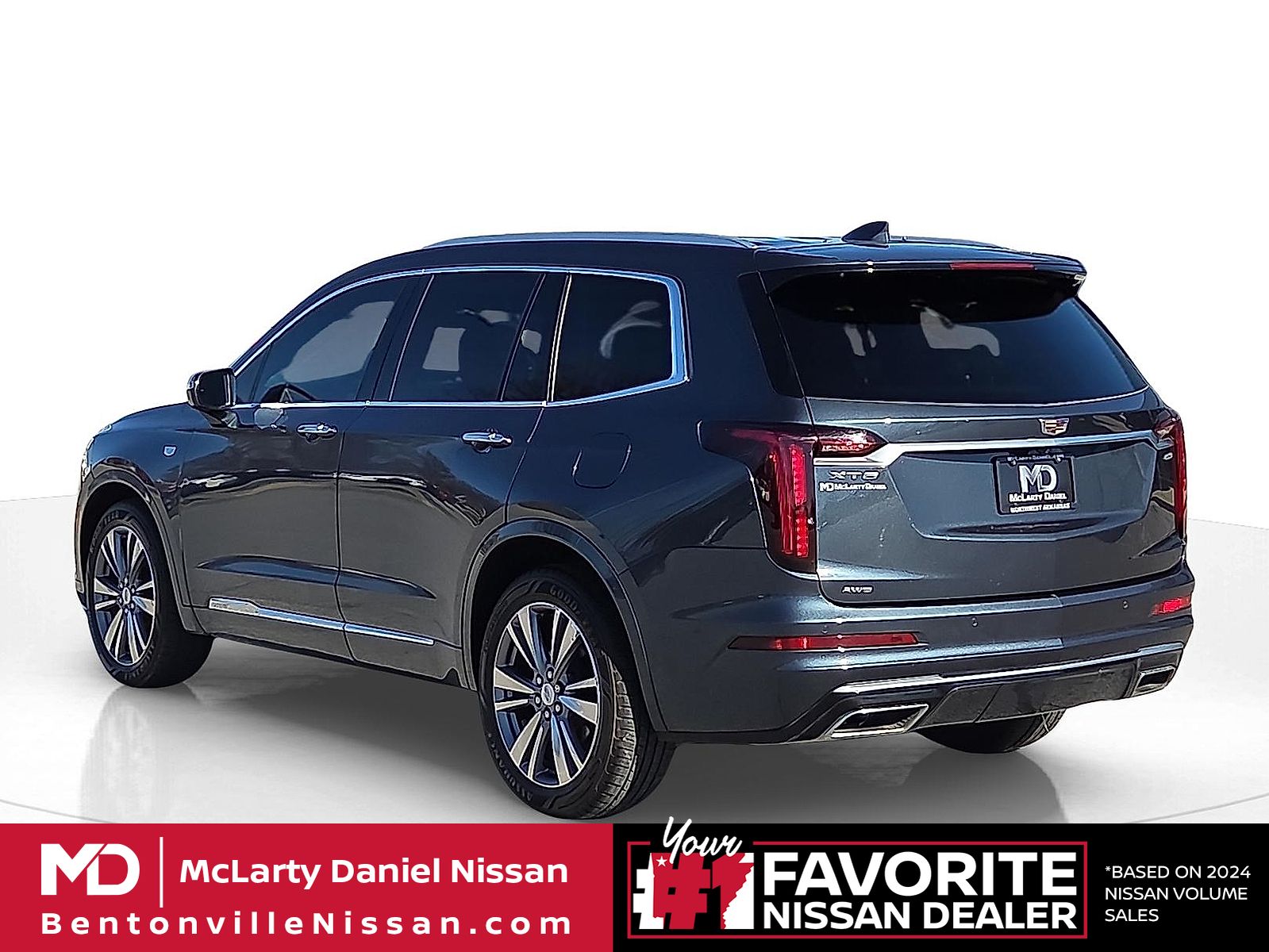 View vehicle photo 4