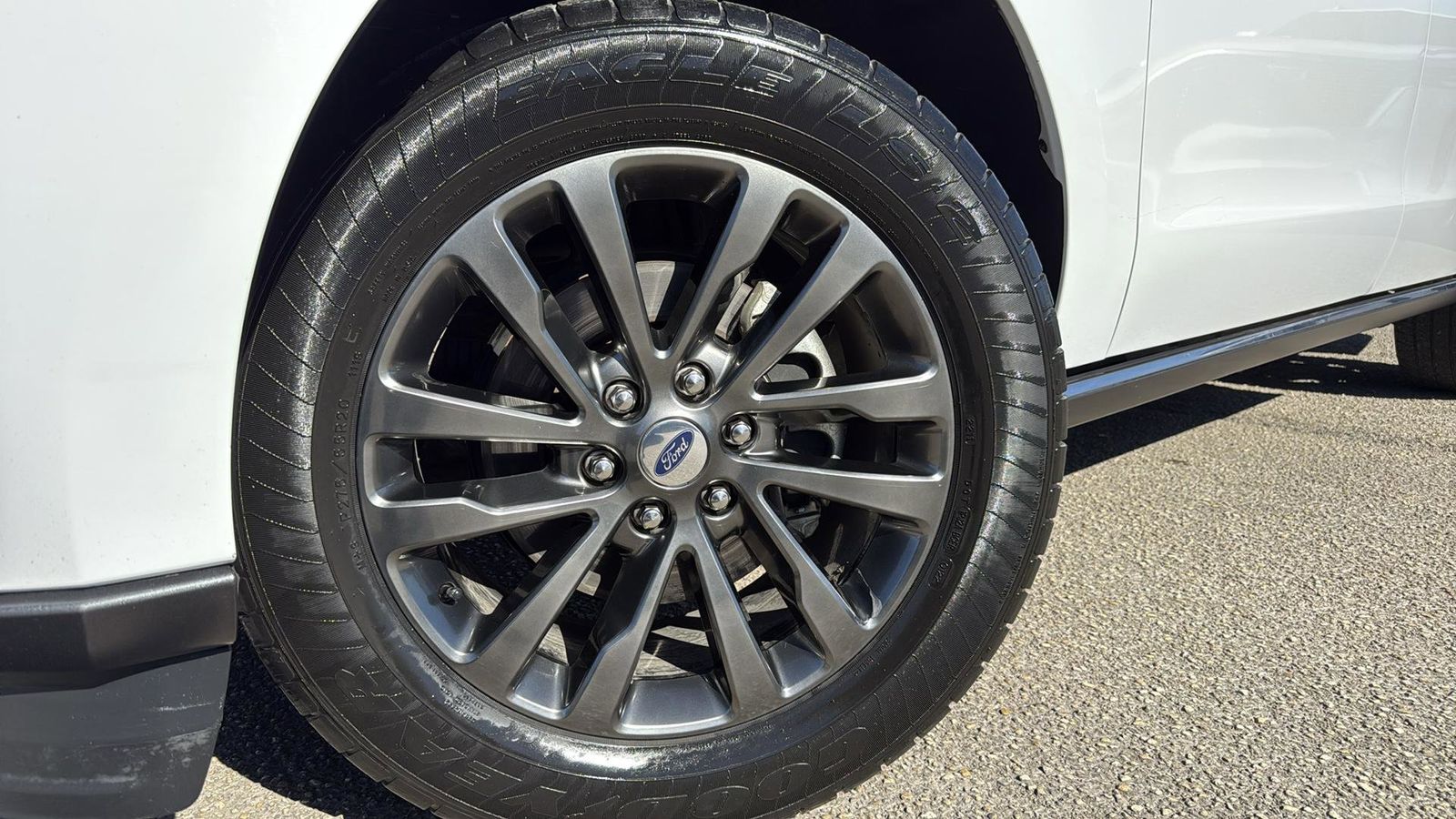 Used Car 2020 Ford Expedition Max  Limited For Sale Under $30,000 In Austin, Texas