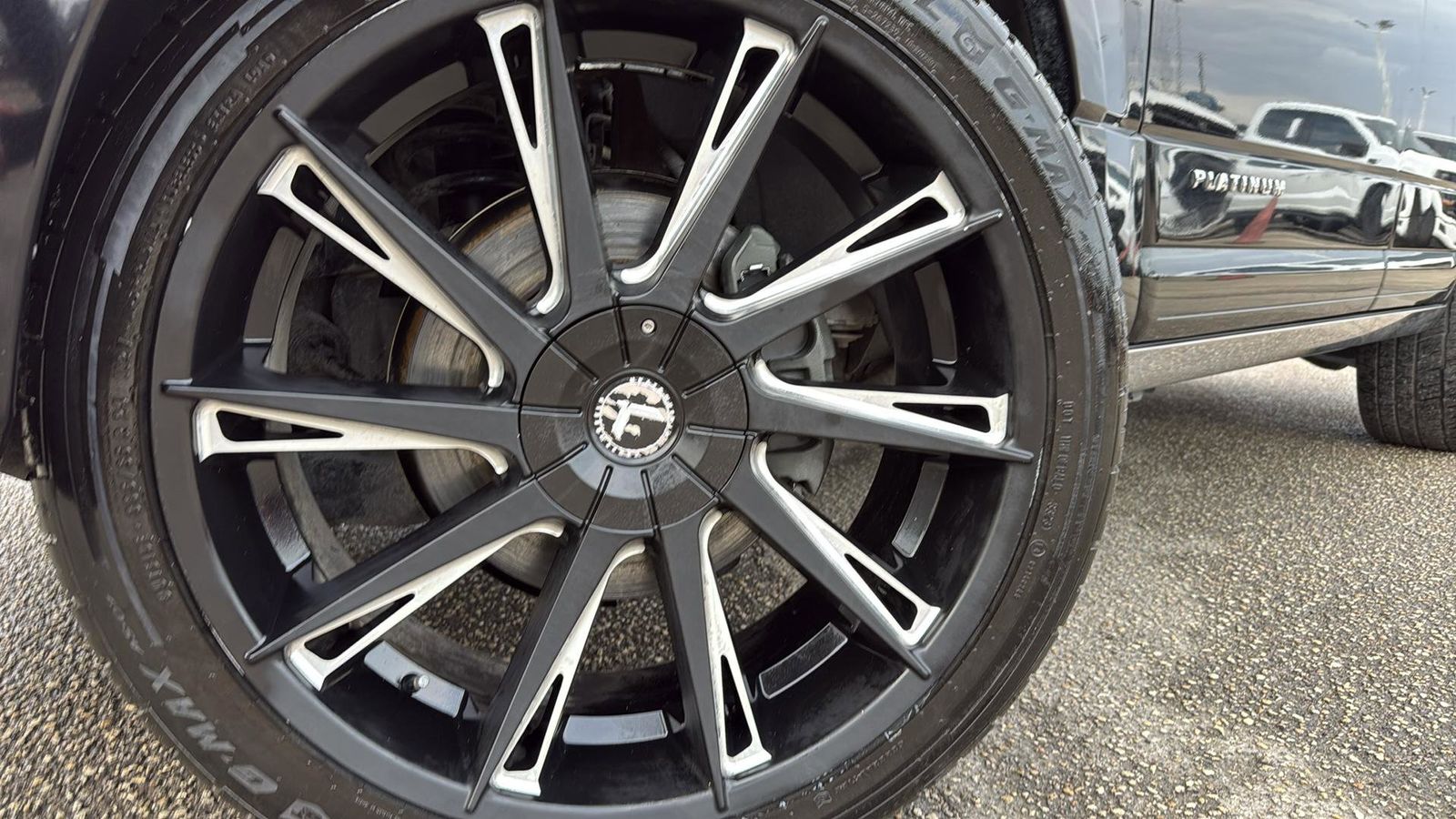 Used Car 2016 Ford Expedition  Platinum For Sale Under $20,000 In Austin, Texas