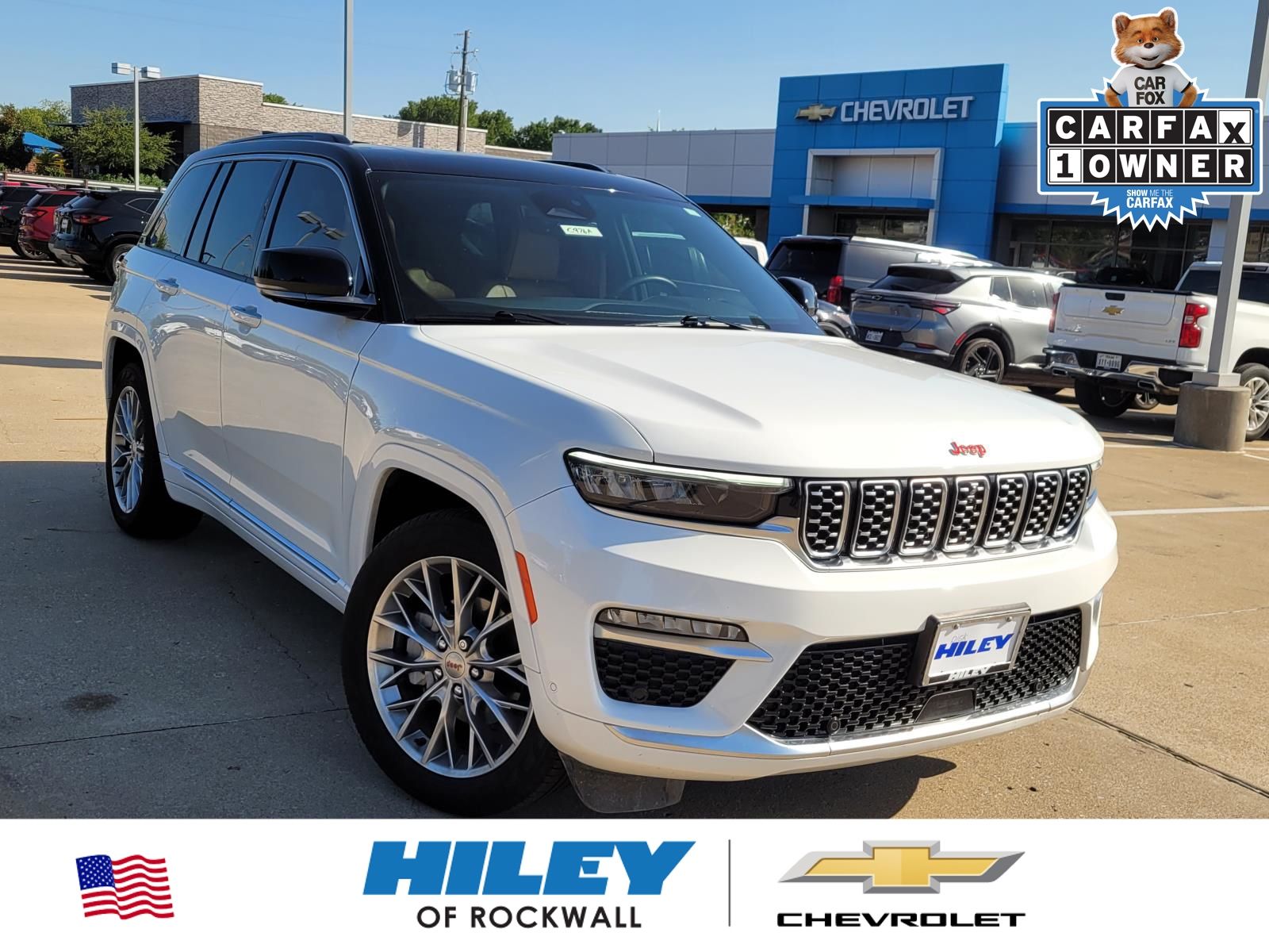 Bright White Clearcoat 2025 Jeep Grand Cherokee SUV / Crossover Four-Wheel Drive 8-Speed Automatic