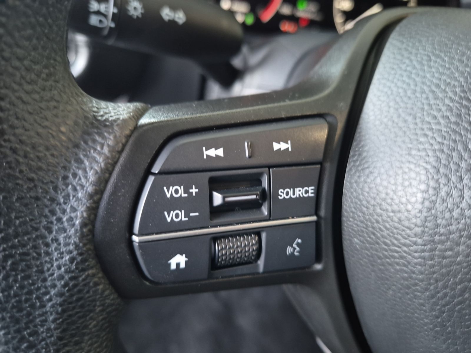 2025 Honda HR-V LX White at Martin Chrysler Dodge Jeep Ram
