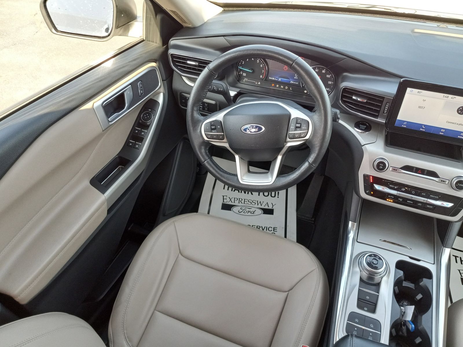 2024 Ford Explorer image 17