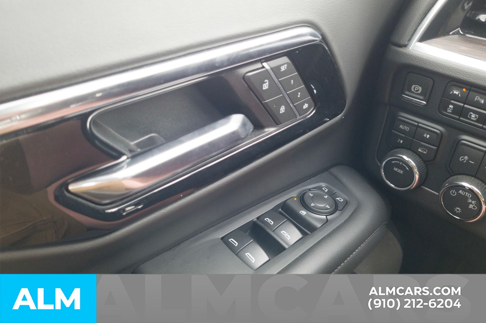 Used 2025 Black Chevrolet LT image 34