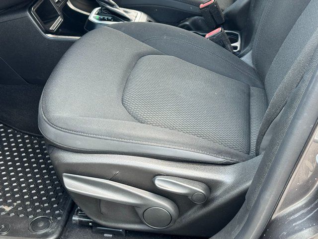 Used 2019 Gray Jeep Latitude image 31