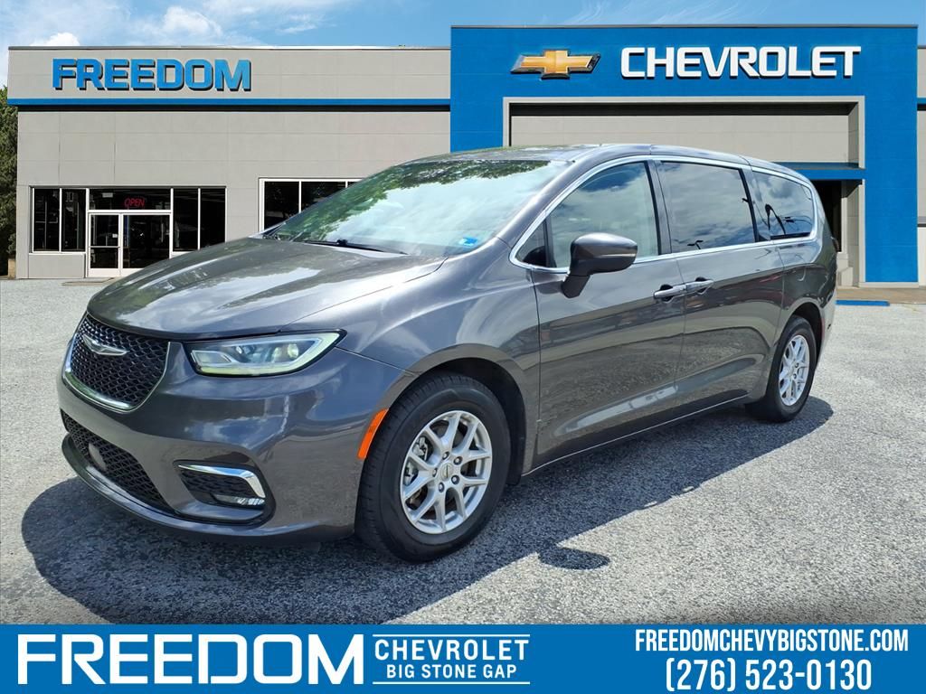 2023 Chrysler Pacifica Touring L