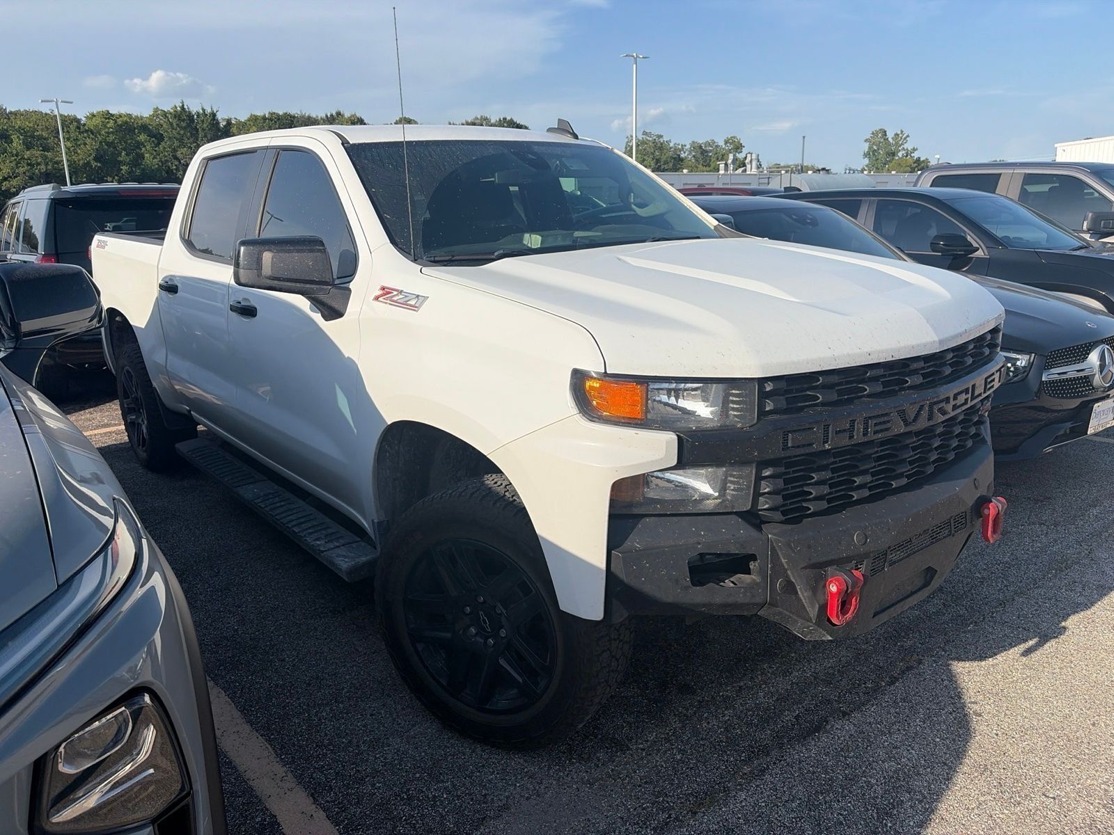 Summit White 2021 Chevrolet Silverado 1500 Pickup Truck Four-Wheel Drive 6-Speed Automatic Overdrive
