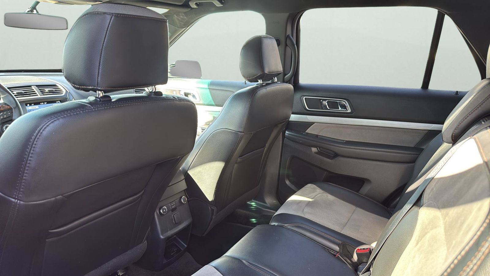 Used Car 2017 Ford Explorer  Xlt For Sale Under $20,000 In Austin, Texas