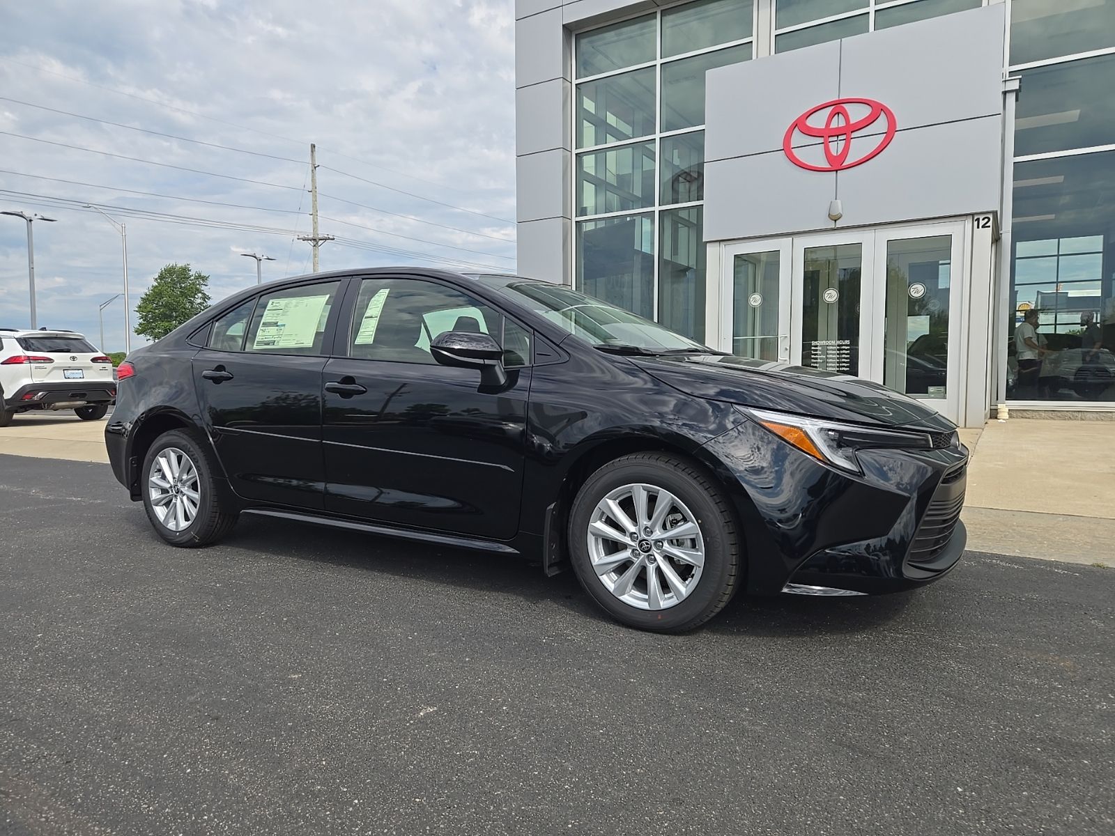 2026 Toyota Corolla Hybrid LE