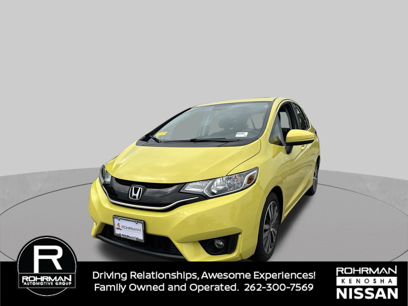 2015 Honda Fit Amarillo (Mystic Yellow Pearl) Hatchback Tracción delantera Transmisión variable continua