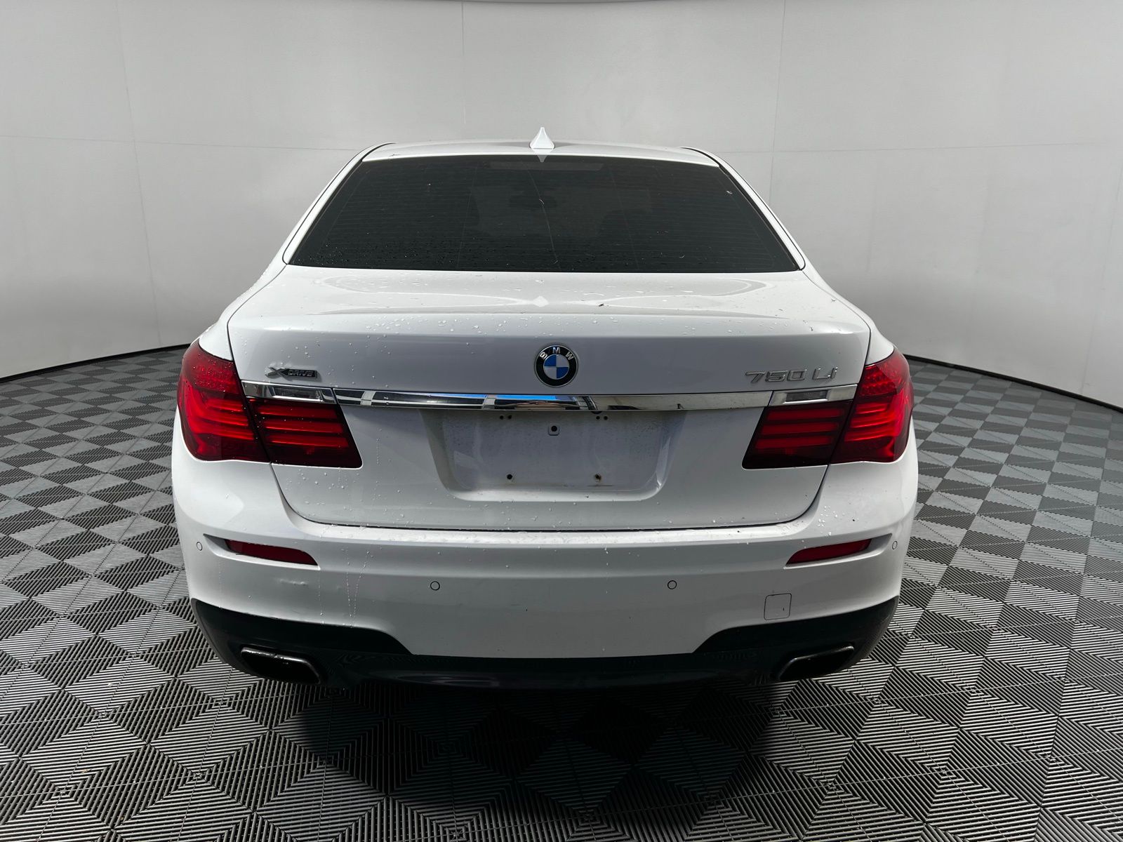 Thumbnail: 2014 BMW 7 Series - 6