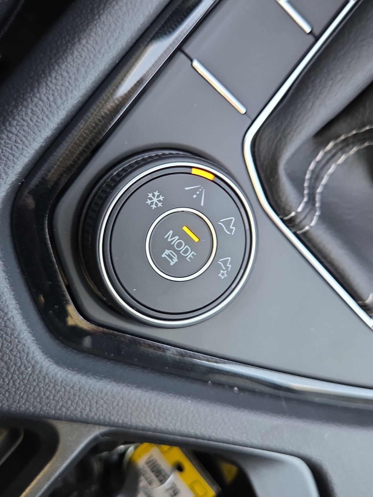 new 2026 Volkswagen Taos car, priced at $37,276