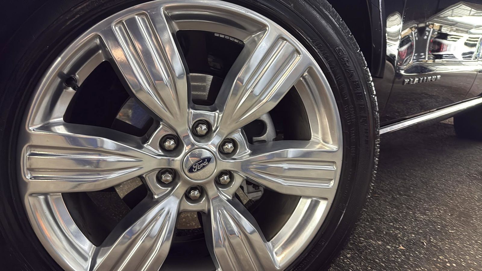 Used Car 2023 Ford Expedition  Platinum For Sale Under $60,000 In Austin, Texas