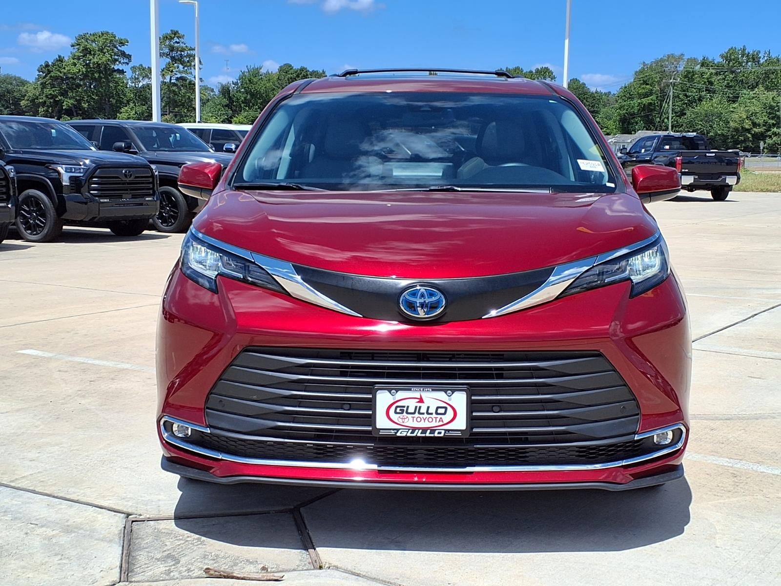 2023 Toyota Sienna XLE Red at Westside Lexus