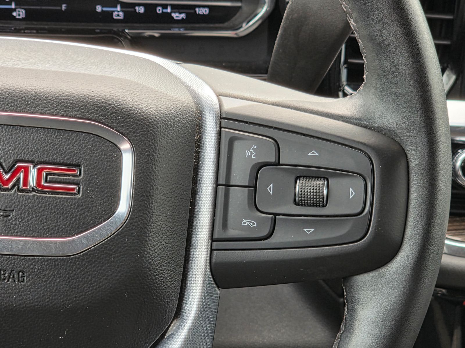 Used 2023 Black GMC Elevation image 34