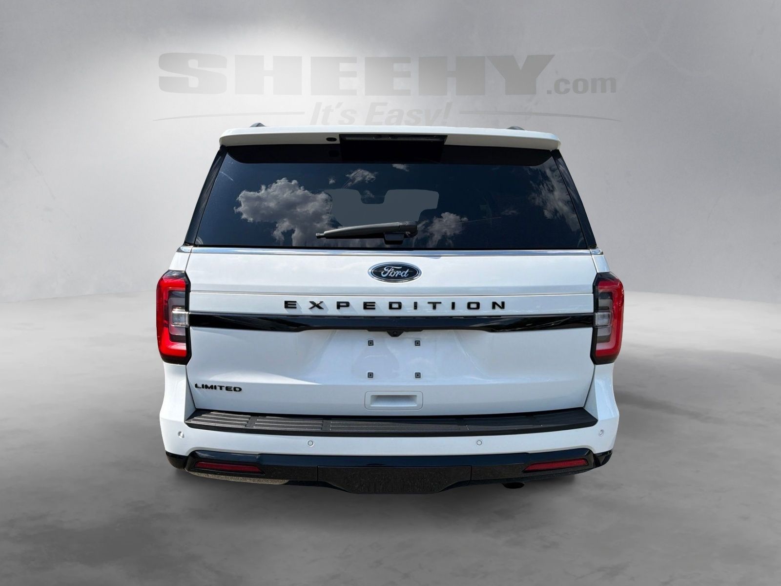 Certified Used 2023 Oxford White Ford Limited image 13