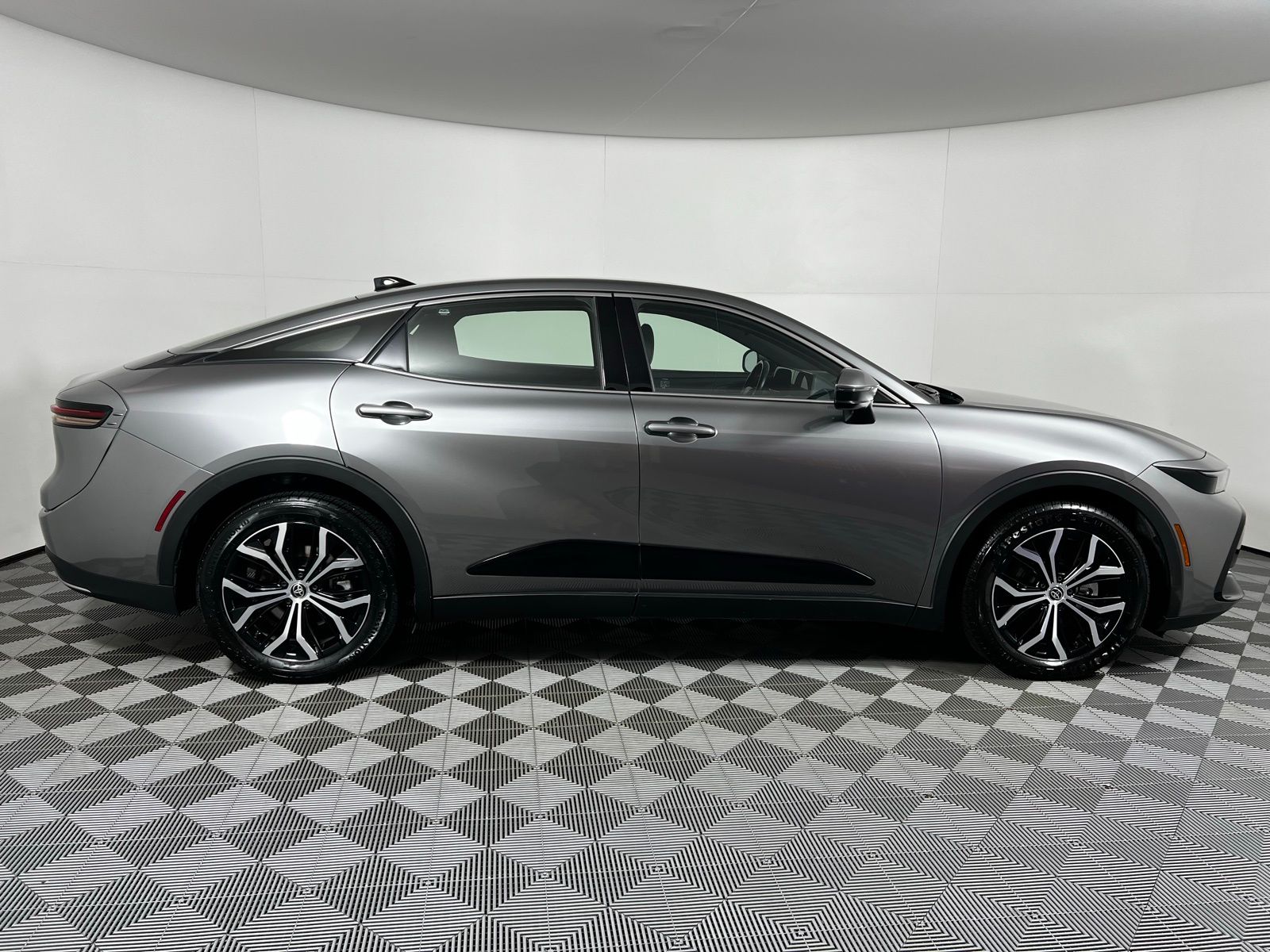 Thumbnail: 2025 Toyota Crown - 4