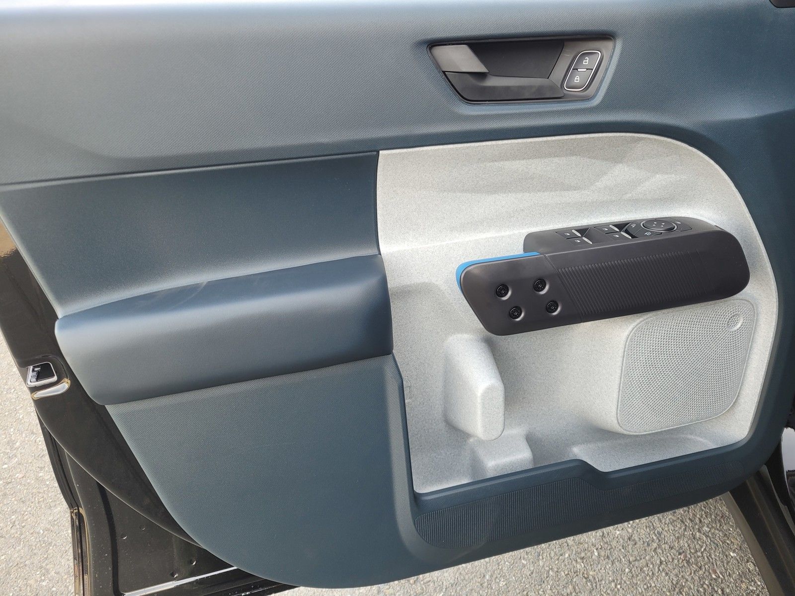 New 2026 Black Ford XLT image 10