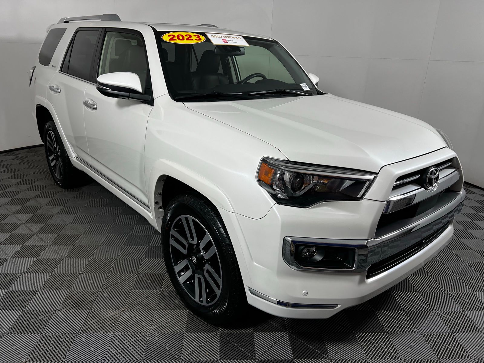 Thumbnail: 2023 Toyota 4Runner - 3