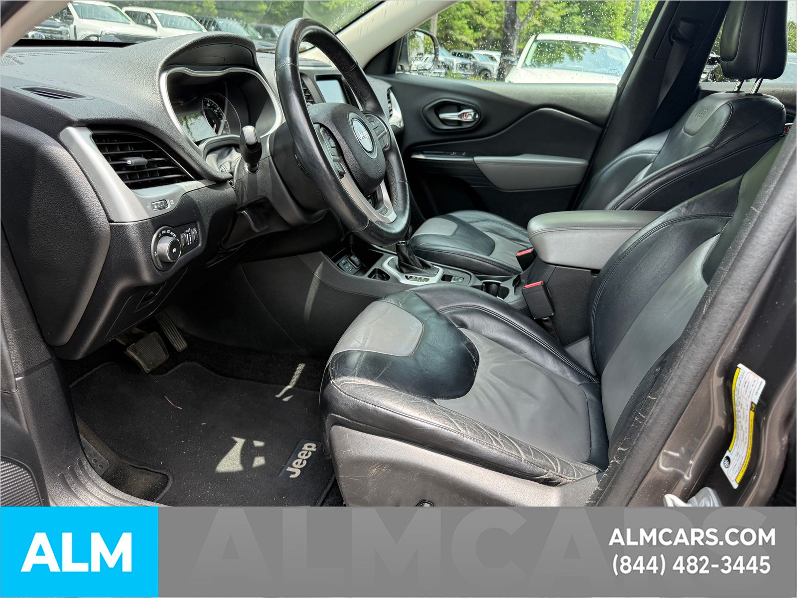Used 2014 Gray Jeep Limited image 12