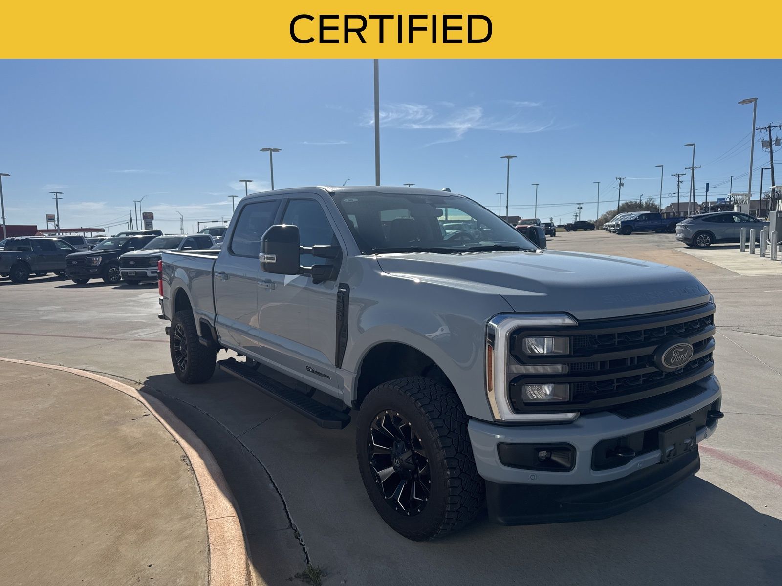 2024 Ford F-350 Super Duty Lariat Crew Cab 4WD