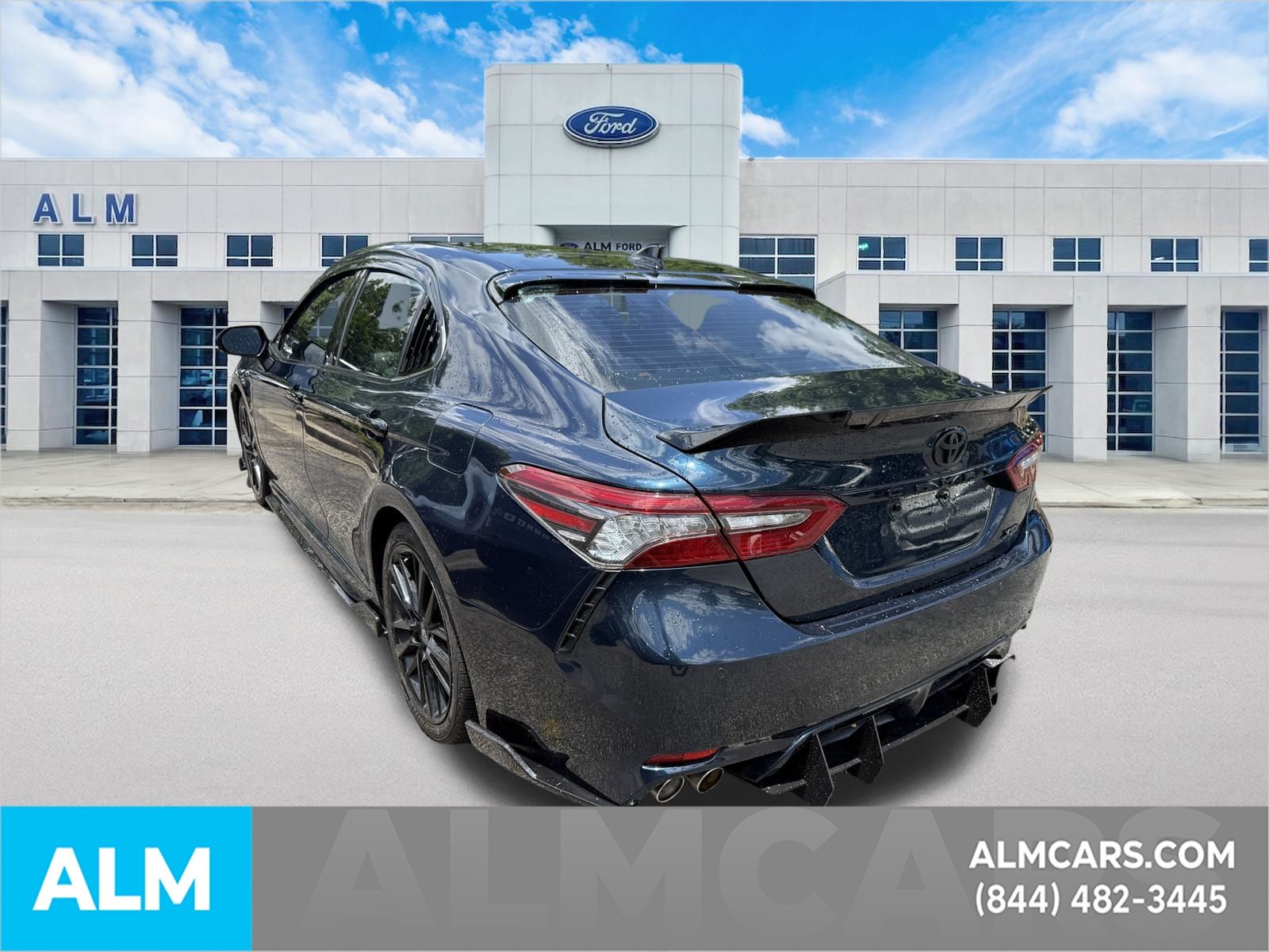 Certified Used 2021 Aqua Toyota XSE image 9