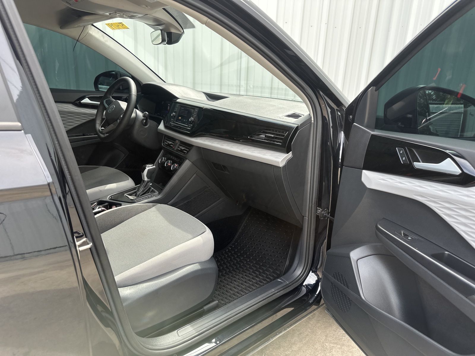 Used Car 2024 Volkswagen Taos  1.5t S For Sale Under $25,000 In Austin, Texas