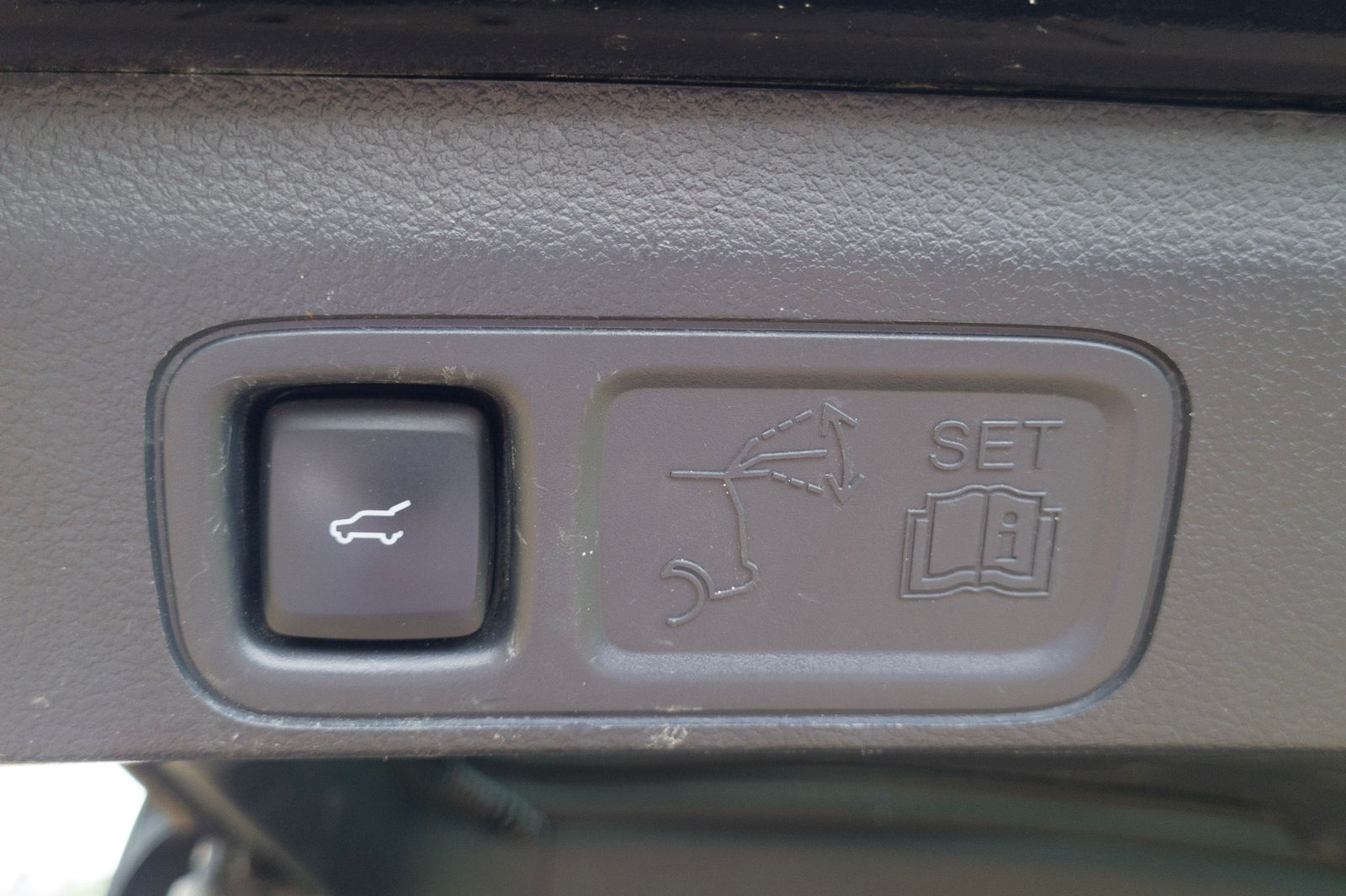 Used 2024 Black Ford XLT image 8