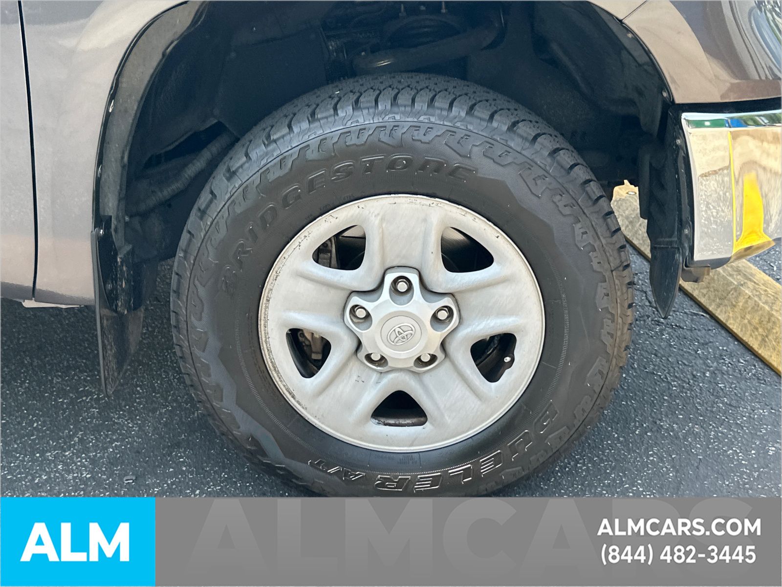 Used 2015 Gray Toyota SR5 image 14