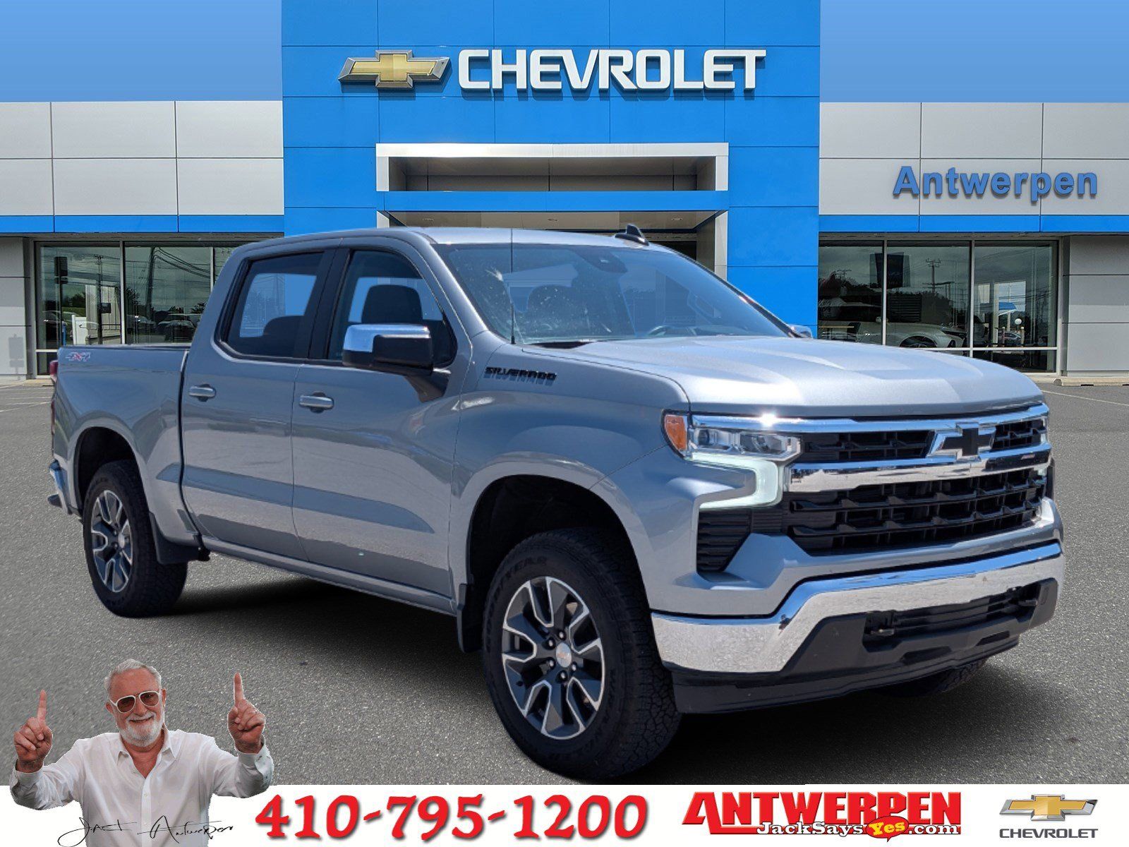 Sterling Gray Metallic 2024 Chevrolet Silverado 1500 Pickup Truck Four-Wheel Drive 8-Speed Automatic