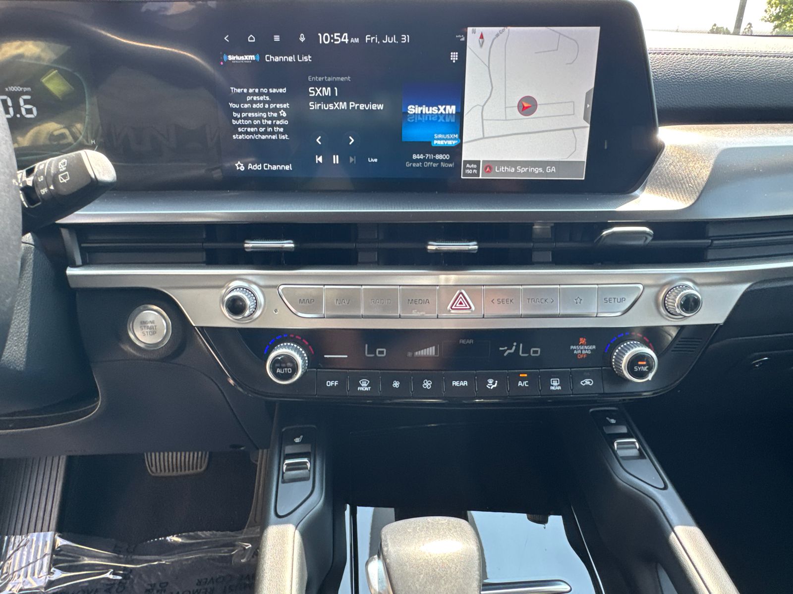 Used 2023 White Kia S image 27