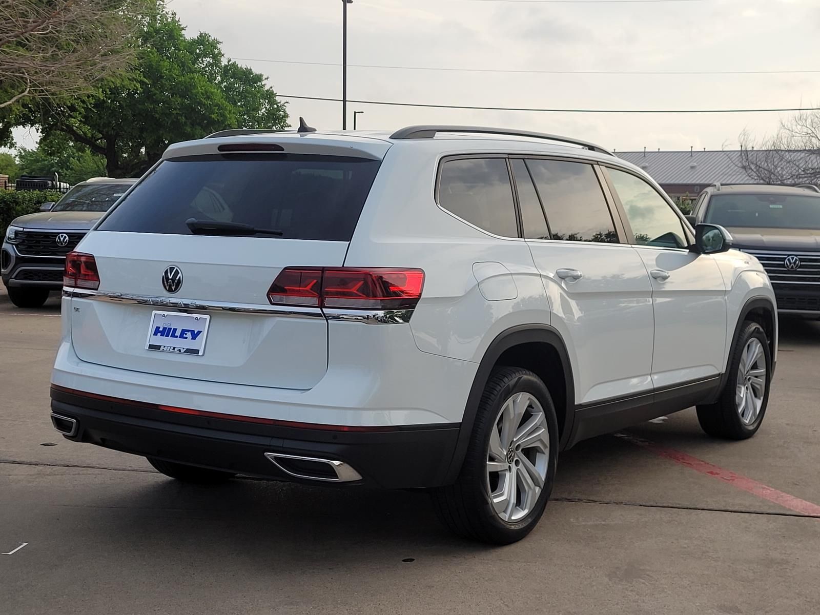 used 2021 Volkswagen Atlas car, priced at $22,400