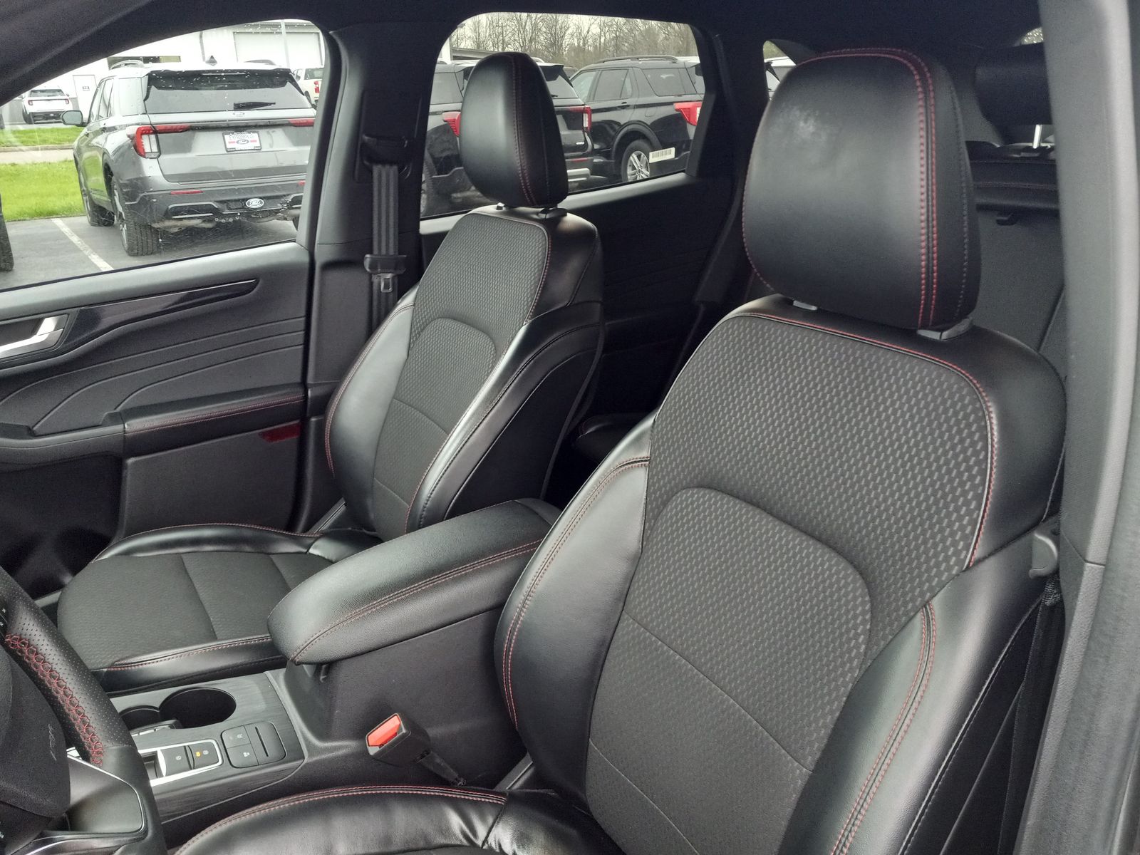 2024 Ford Escape image 14
