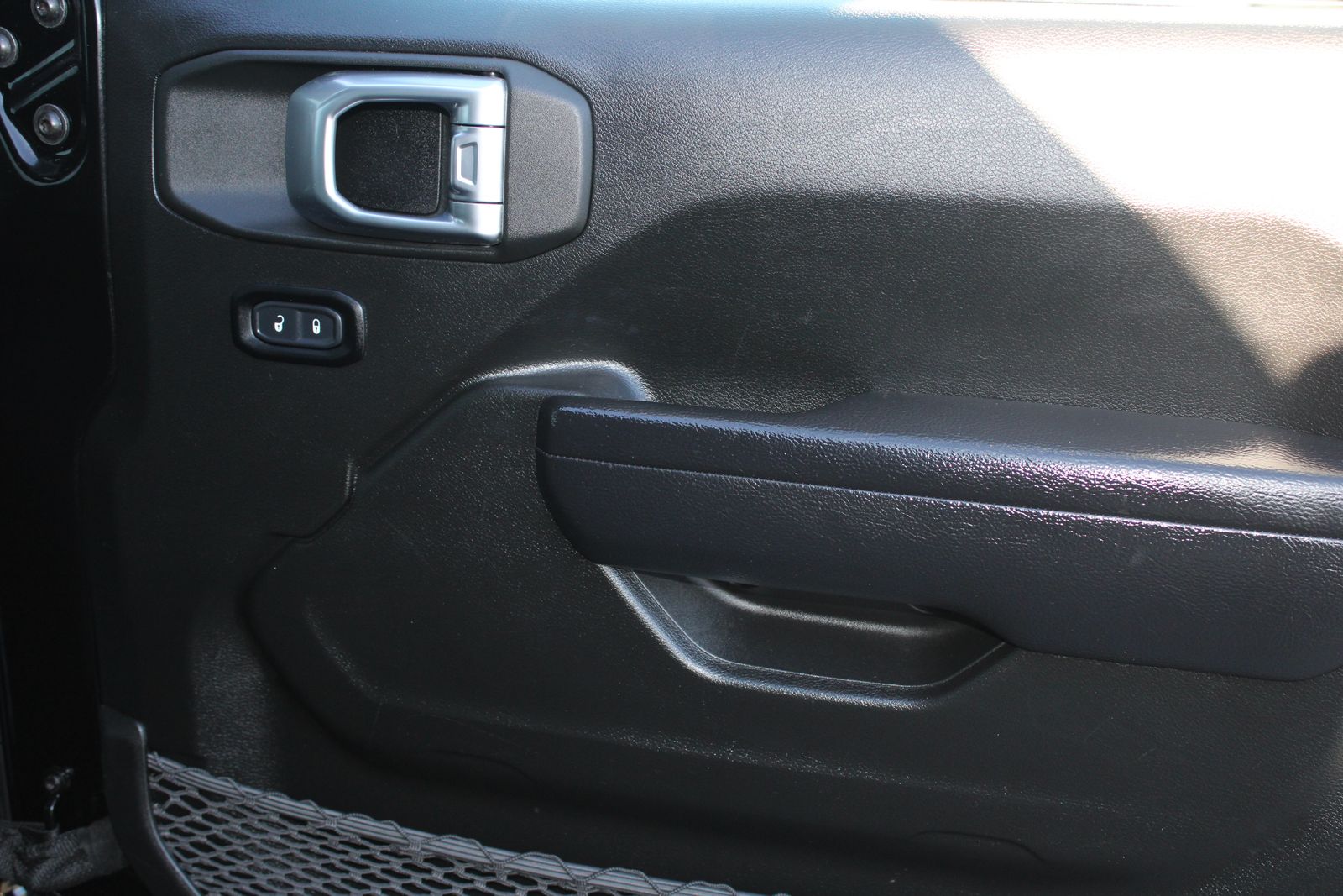 Used 2024 Black Jeep Sport S 4xe image 20