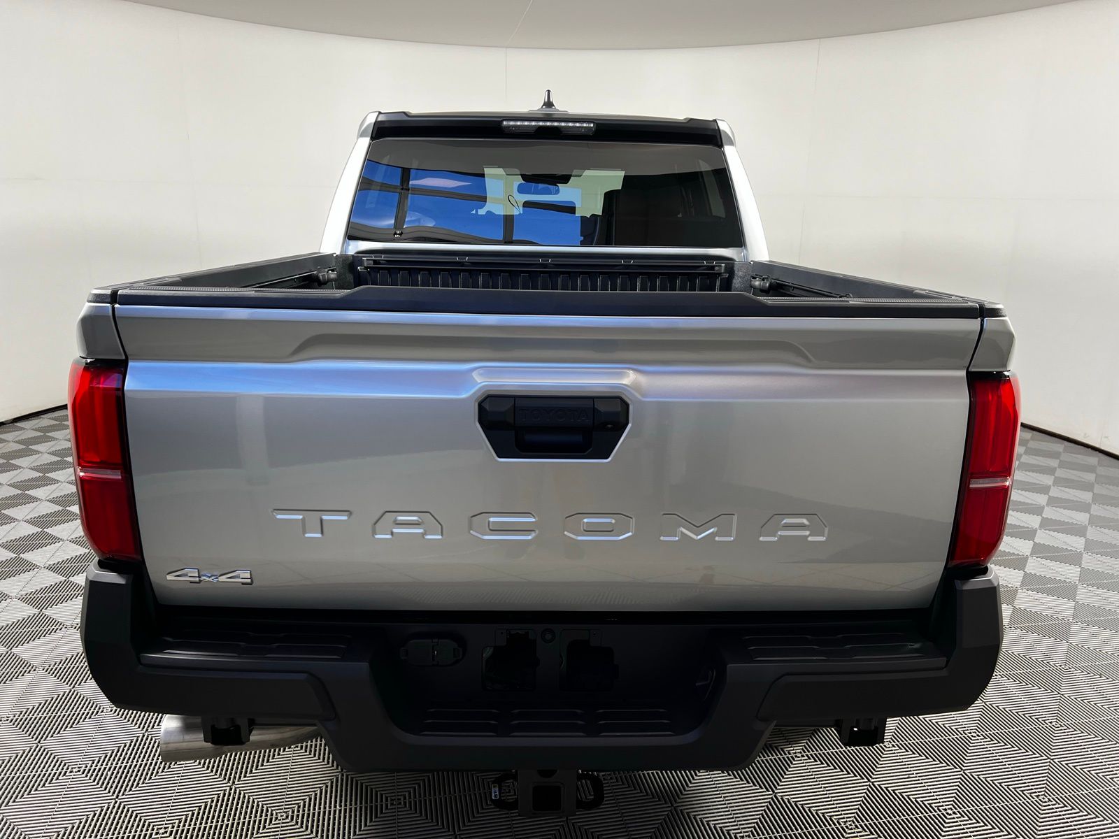 Thumbnail: 2025 Toyota Tacoma - 6
