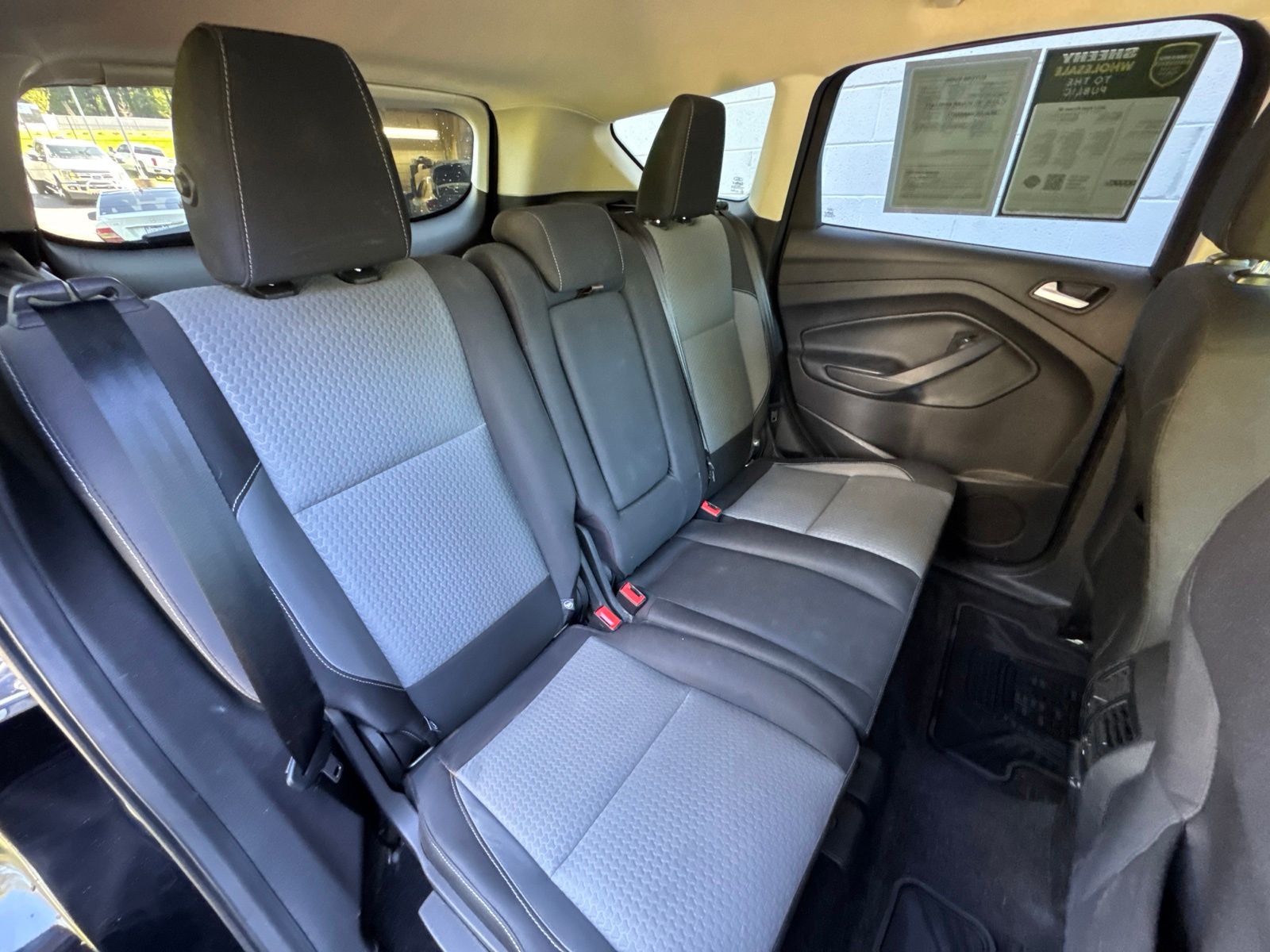 Used 2017 Shadow Black Ford SE image 8