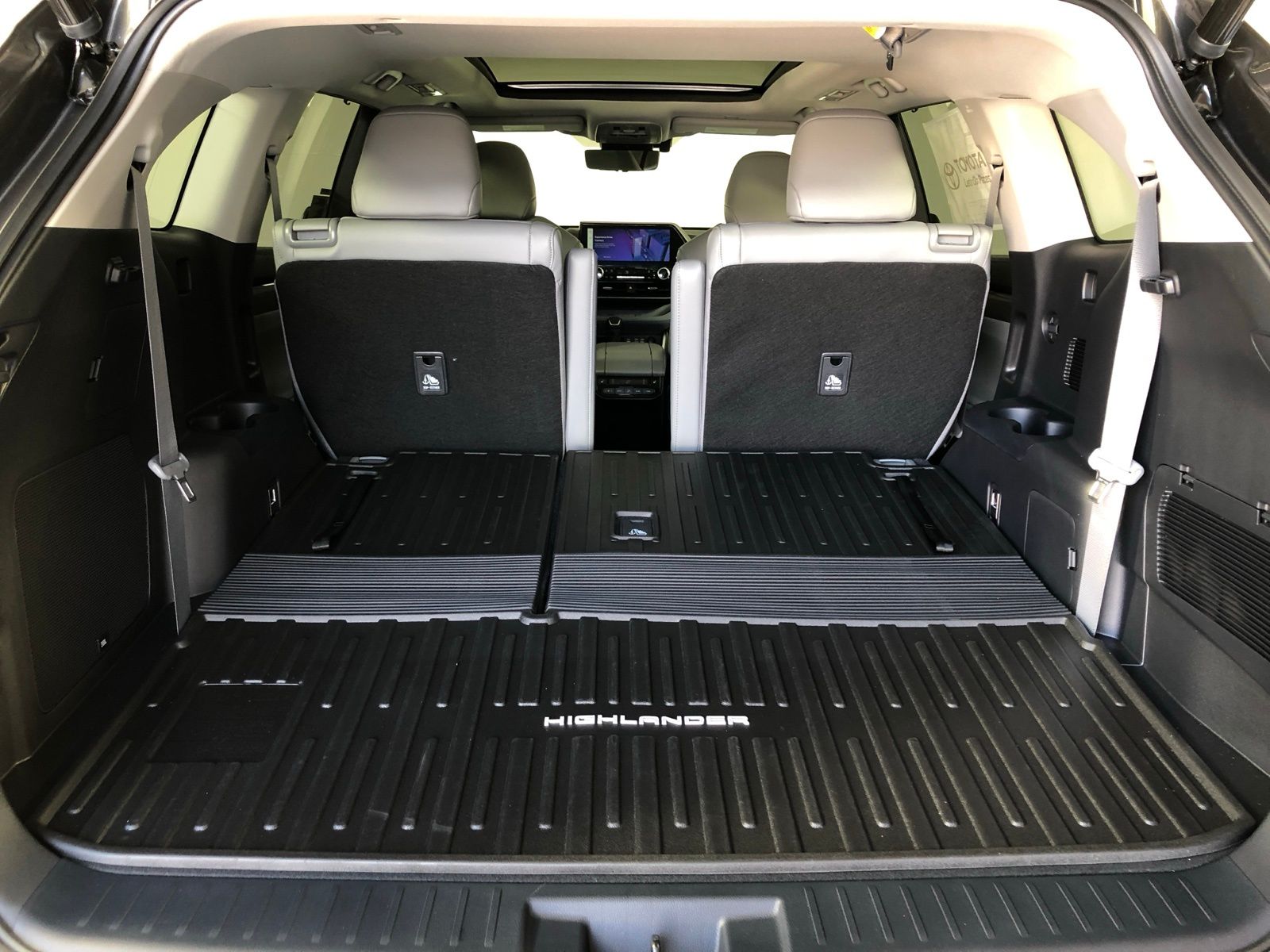 2025 Toyota Highlander Platinum 25