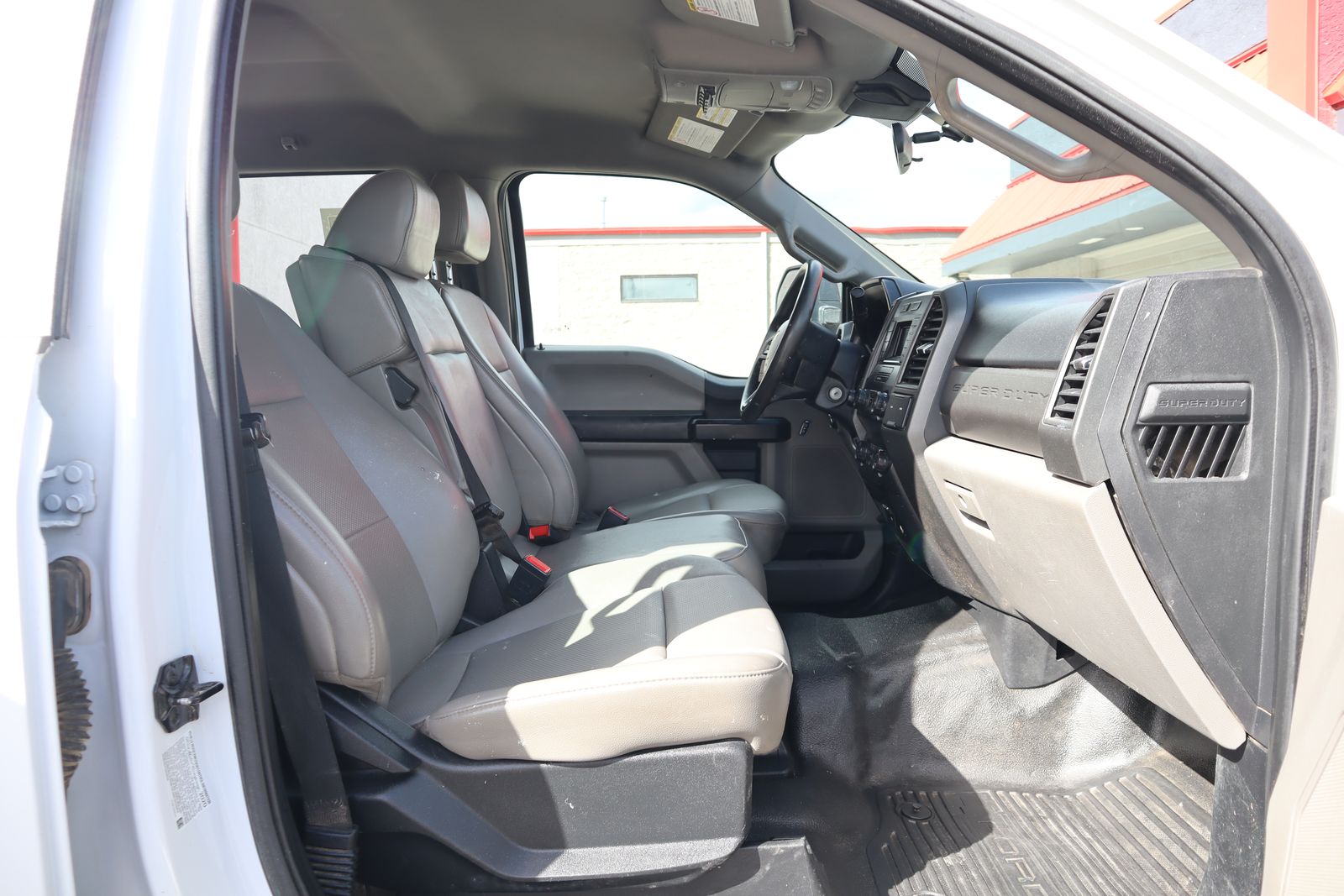 2020 Ford F-350SD XL photo
