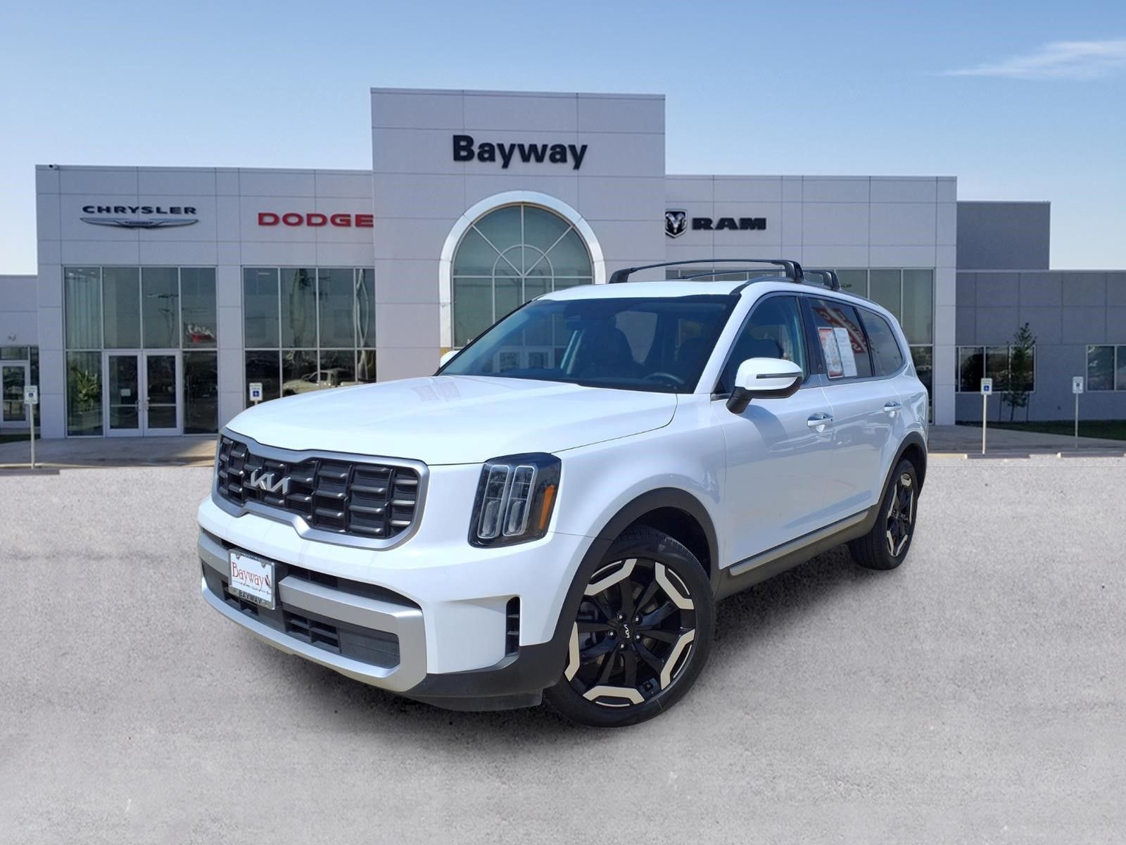 2025 Kia Telluride S - 0