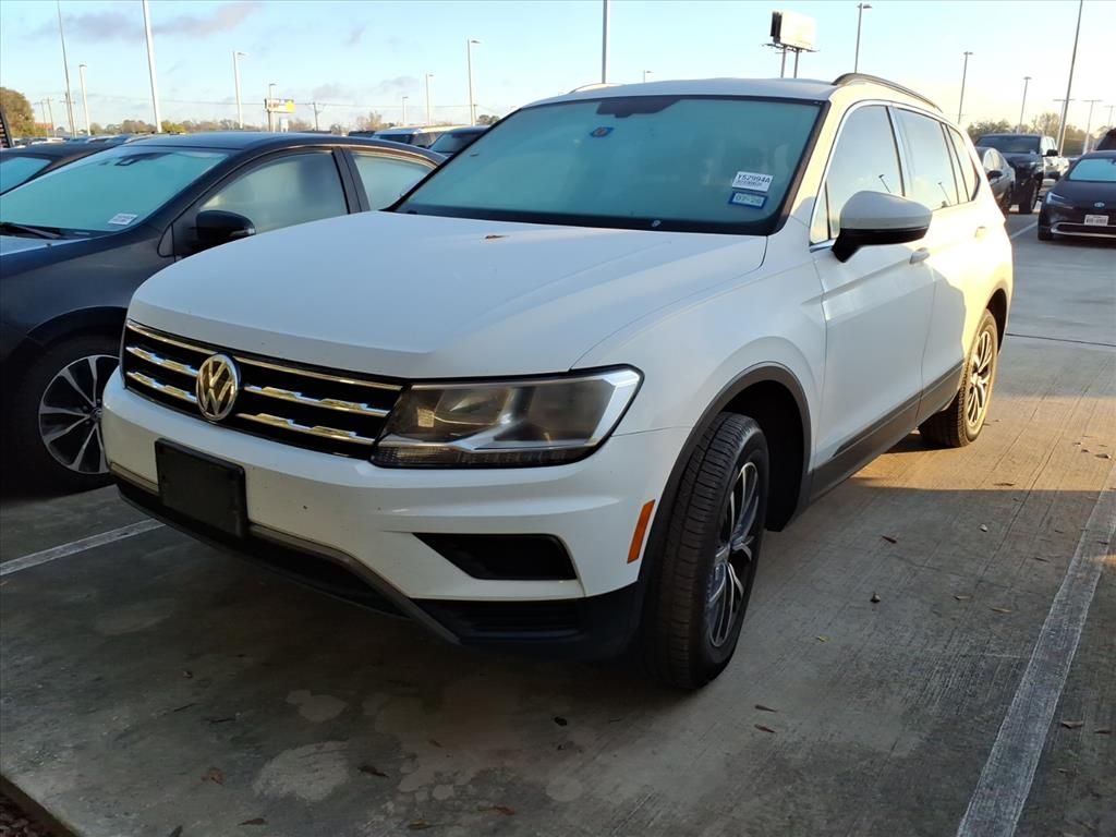 2019 Volkswagen Tiguan 2.0T SEL White at Autostrade