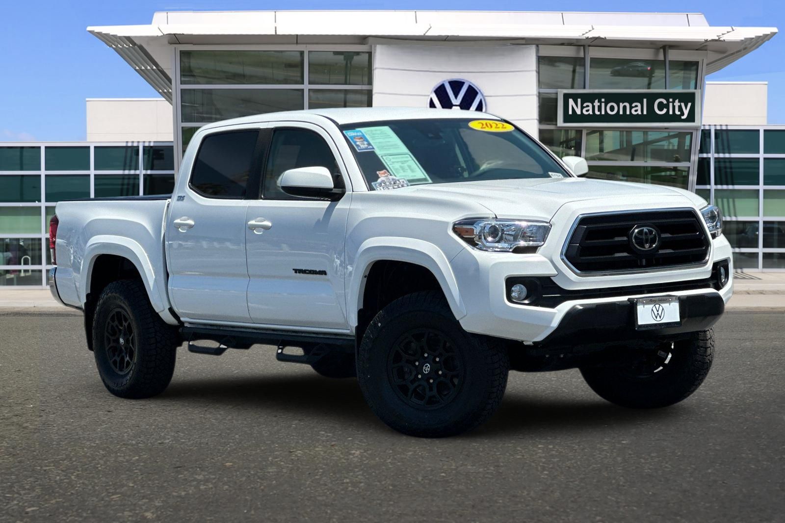 View vehicle photo 2