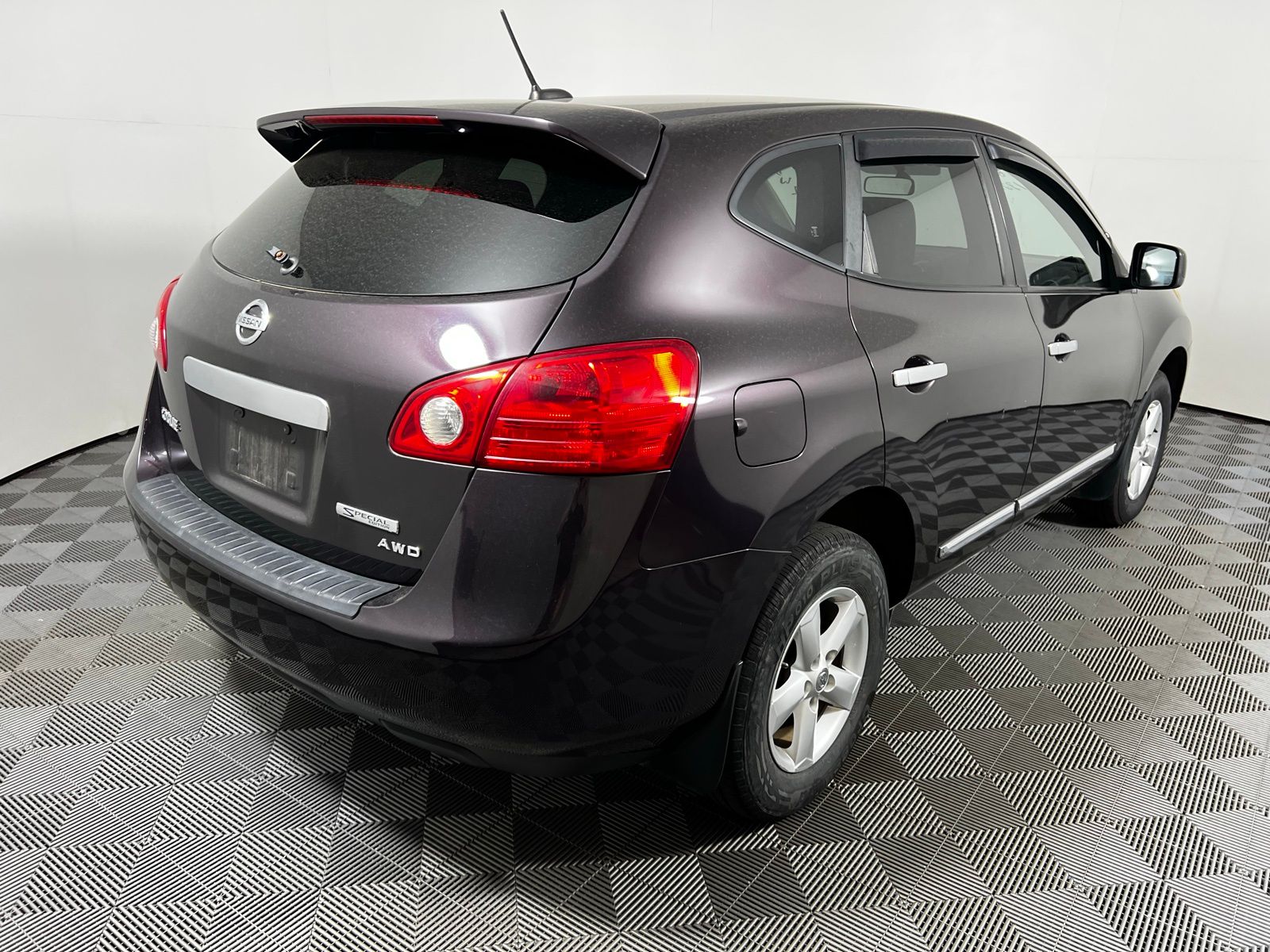 Thumbnail: 2013 Nissan Rogue - 5