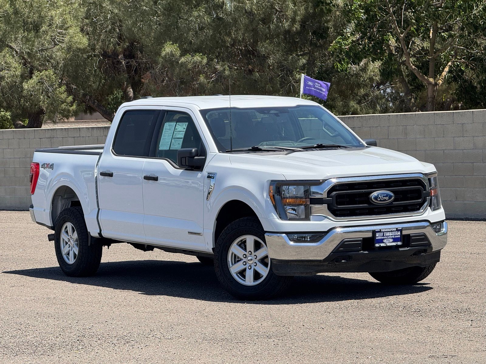 View vehicle photo 2