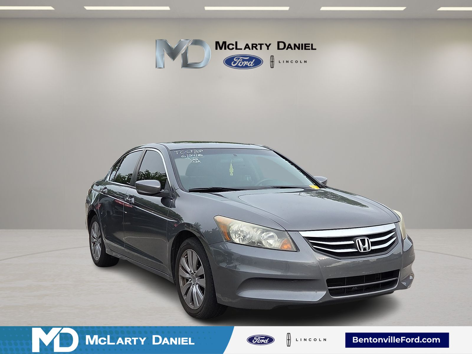 Polished Metal Metallic 2012 Honda Accord Sedan Front-Wheel Drive 5-Speed Automatic Overdrive