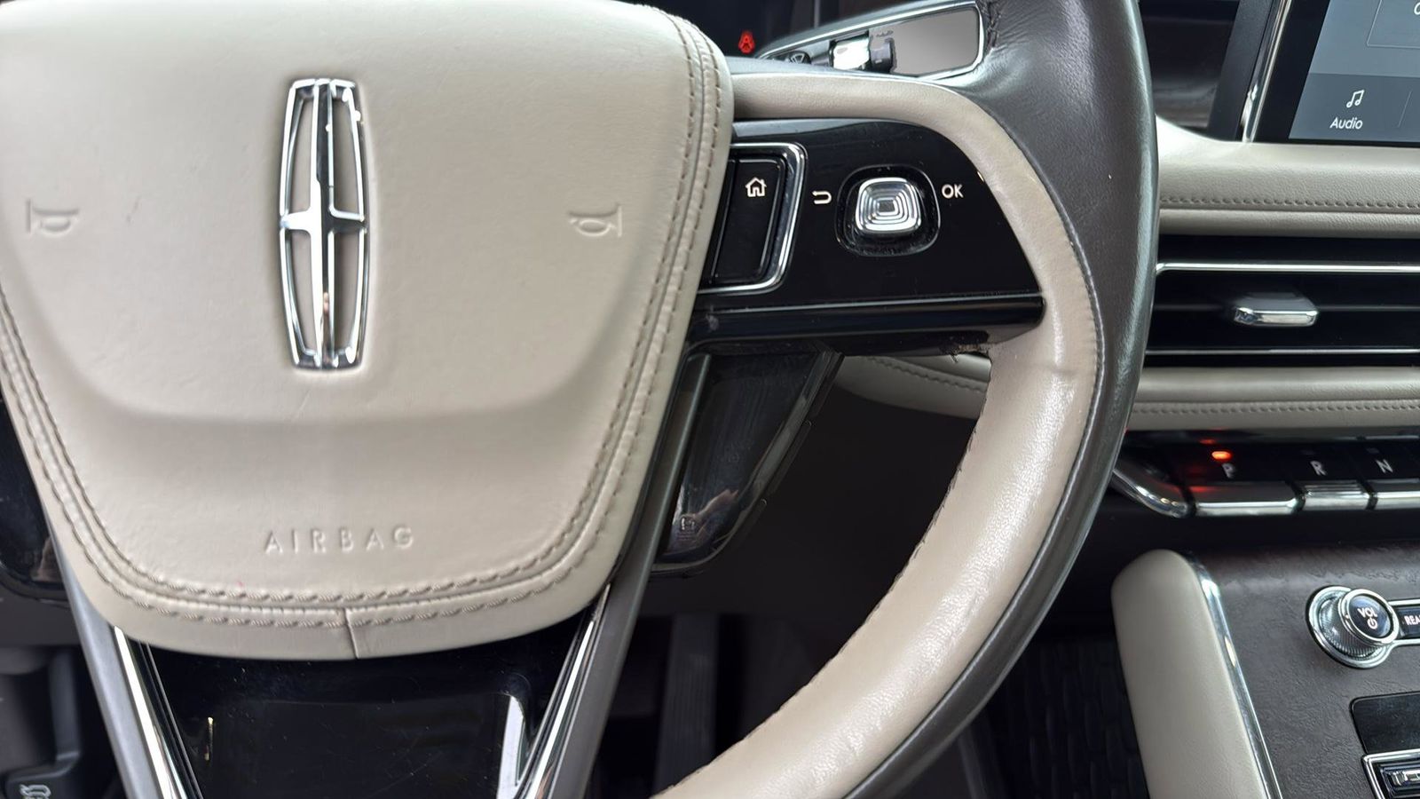 Used Car 2021 Lincoln Aviator  Reserve For Sale Under $30,000 In Austin, Texas